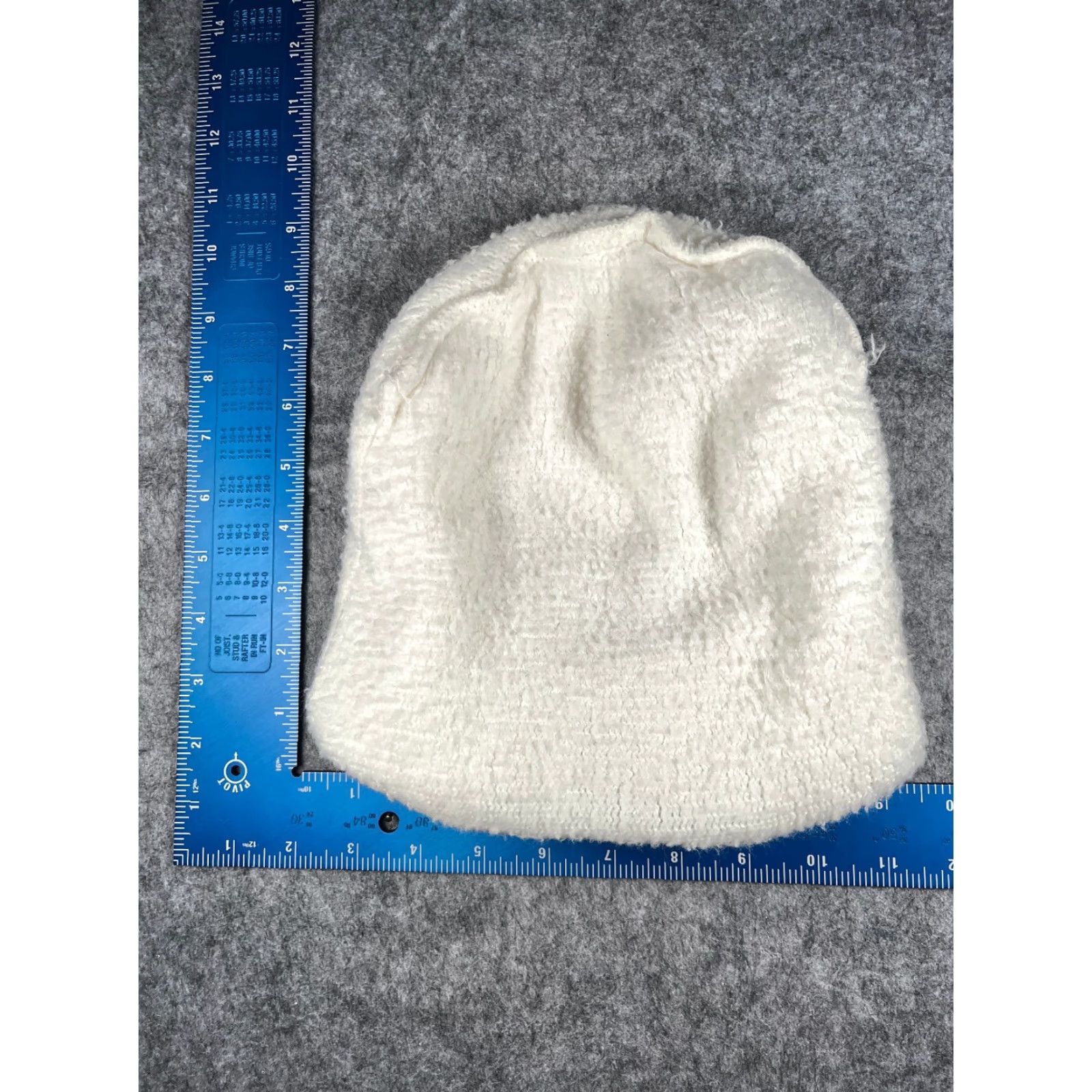 Vintage Beanie Beanie Women White Knit Polyester Blend Fuzzy Snow Ski Size ONE SIZE - 5 Thumbnail