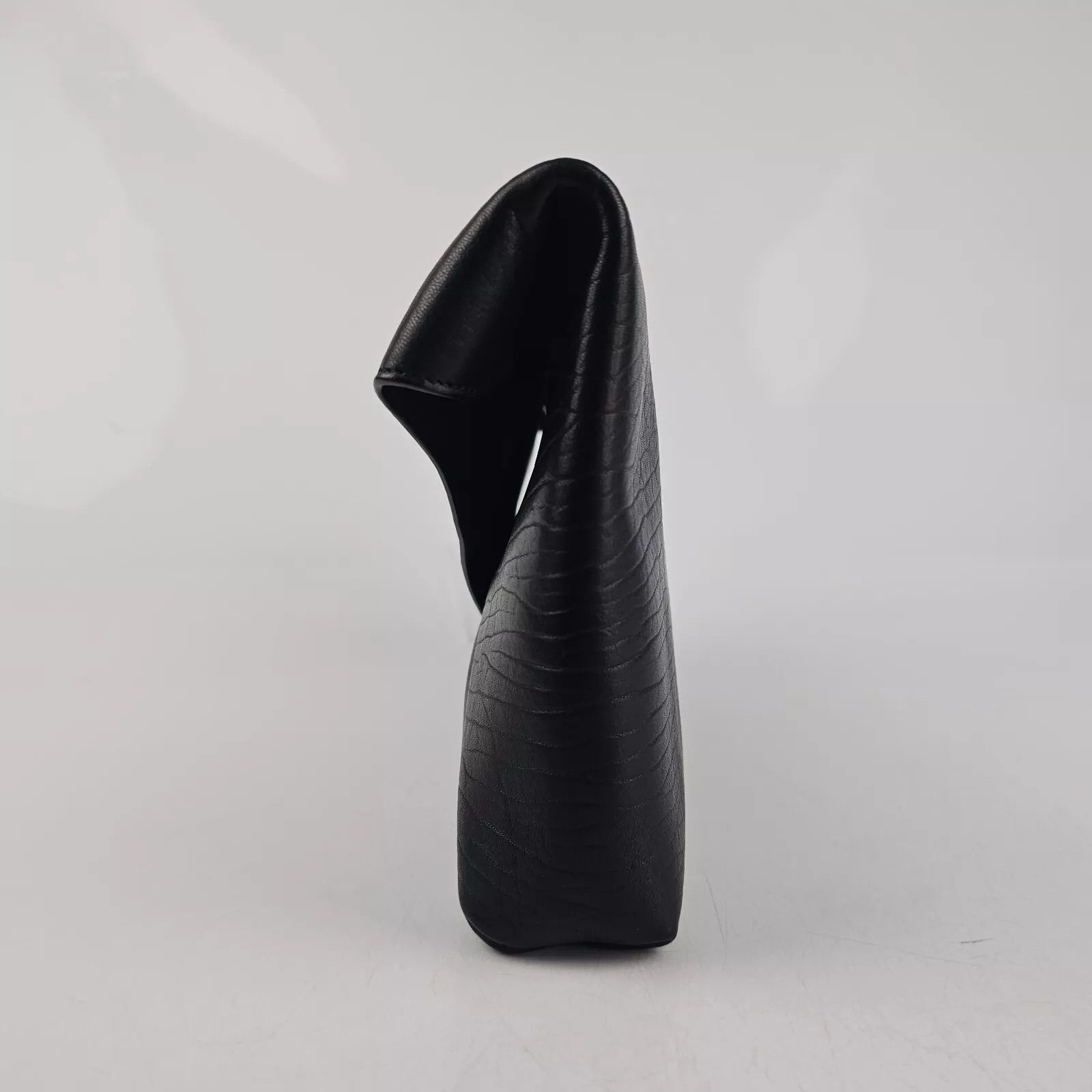 Saint Laurent Paris SAINT LAURENT Cassandre Large Black Leather Envelope Size ONE SIZE - 5 Thumbnail