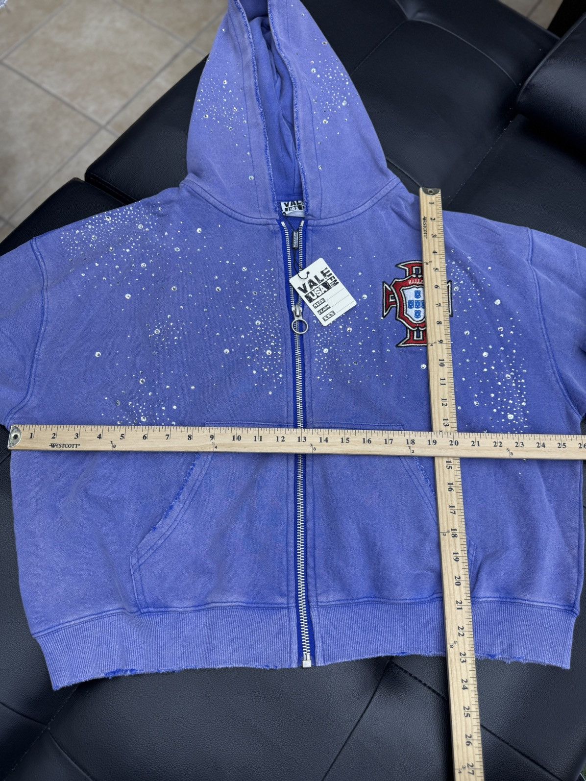 Vale Valley Hoodie Stone Zip Up Blue Crystals Size XL (NEW) Size US XL / EU 56 / 4 - 12 Thumbnail