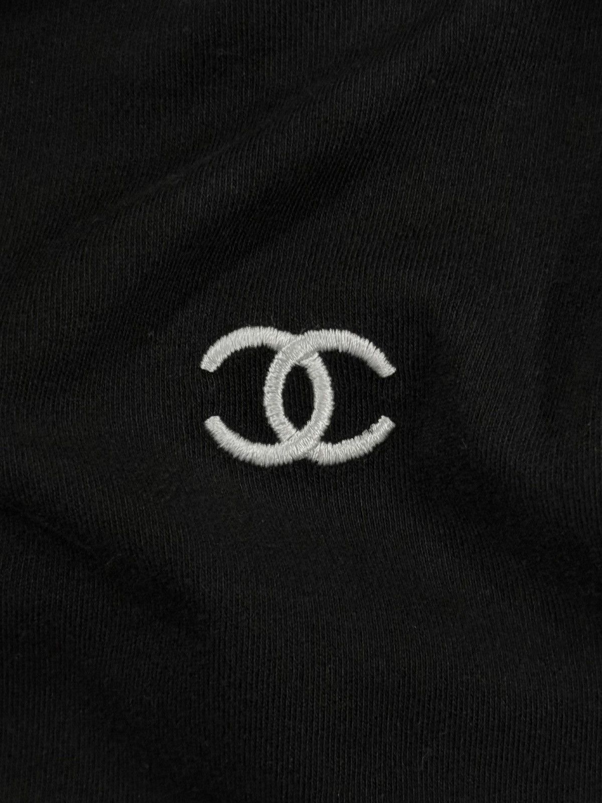 Chanel Chanel Uniform Logo Tshirt Size US M / EU 48-50 / 2 - 2 Thumbnail