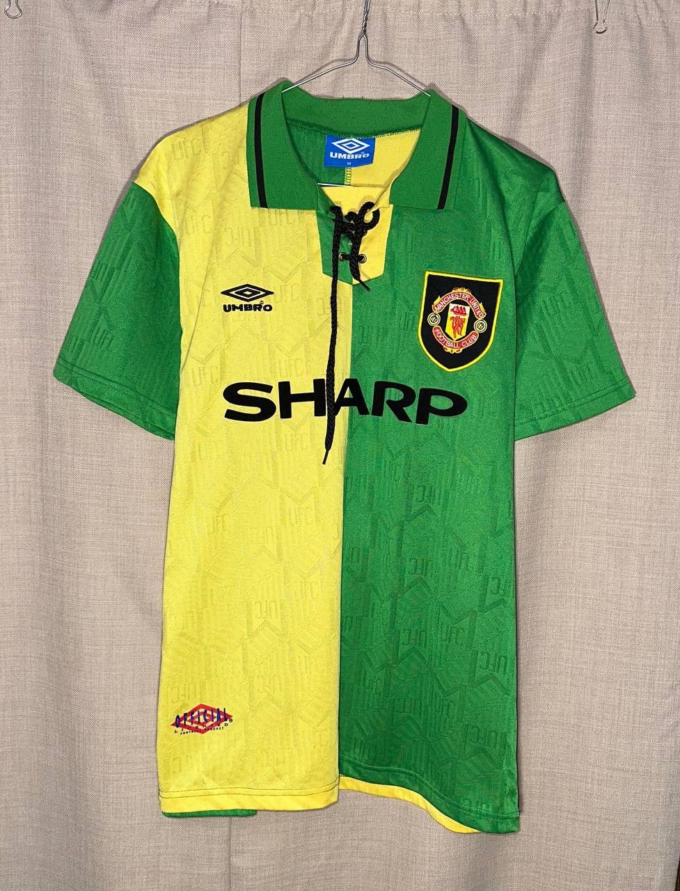 Umbro Manchester United thirdCANTONA 1992/94 shirt jersey football Size US M / EU 48-50 / 2 - 1 Thumbnail