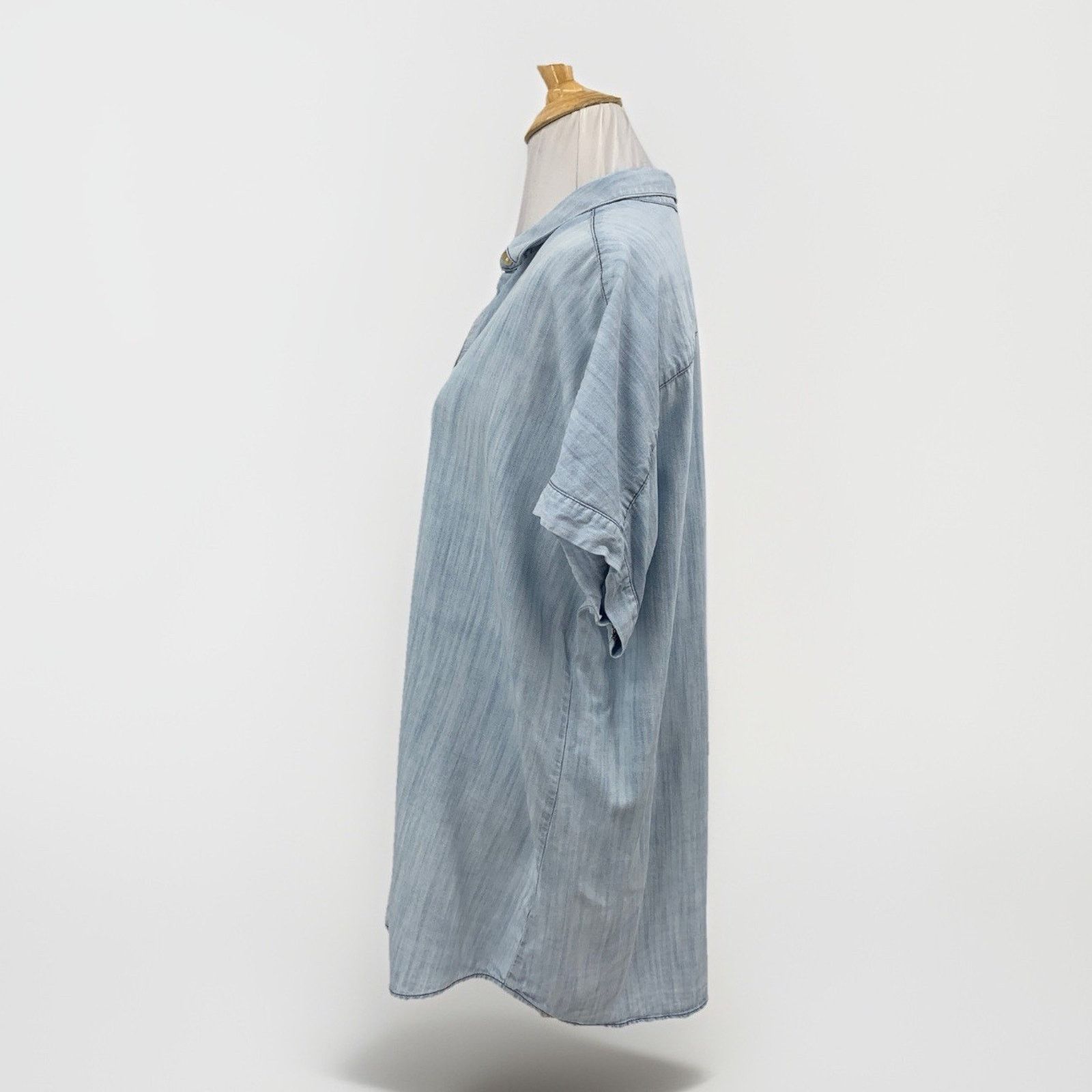 & Other Stories Soft Surroundings Chambray Button-Front Top XL Short Sleeve Size XL / US 12-14 / IT 48-50 - 3 Thumbnail