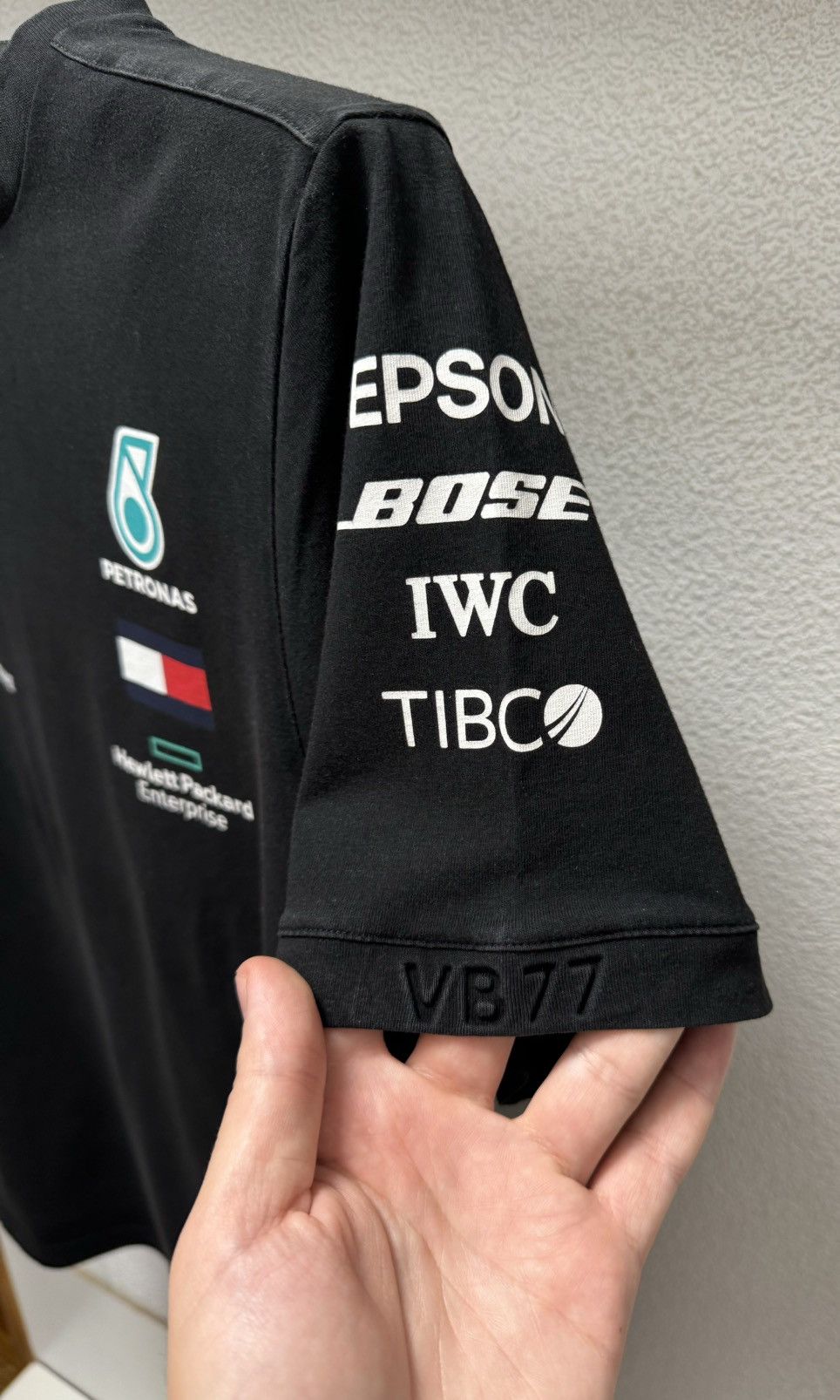 Formula 1 Petronas tommy Hilfiger vintage racing black t-shirt F1 L Size US L / EU 52-54 / 3 - 4 Thumbnail