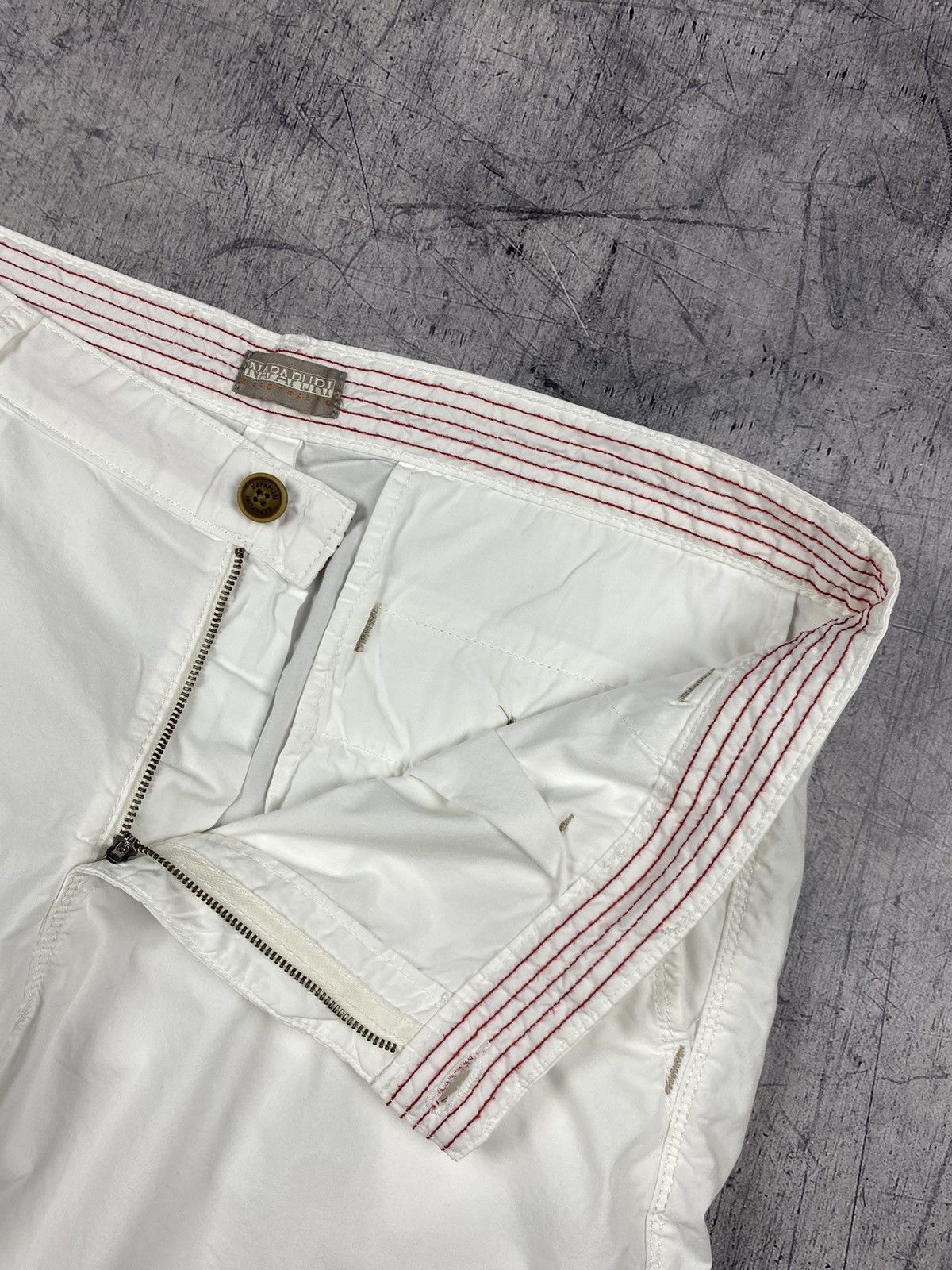 Napapijri × Vintage Vintage Napapijri Outdoor Life Shorts Size US 36 / EU 52 - 9 Thumbnail
