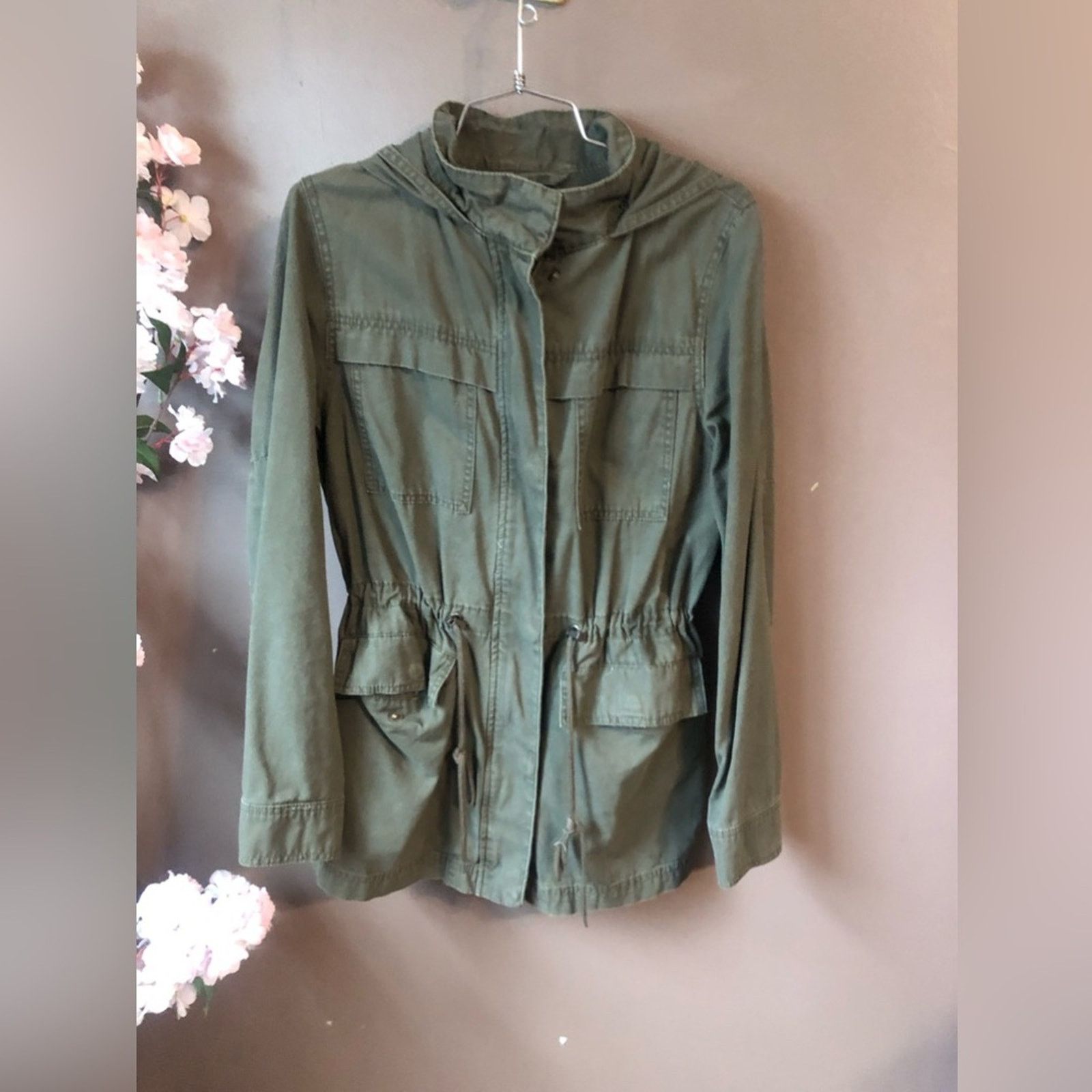 UNIVERSAL PRODUCTS. Cargo Army Utility Jacket in green. Size M / US 6-8 / IT 42-44 - 2 Thumbnail