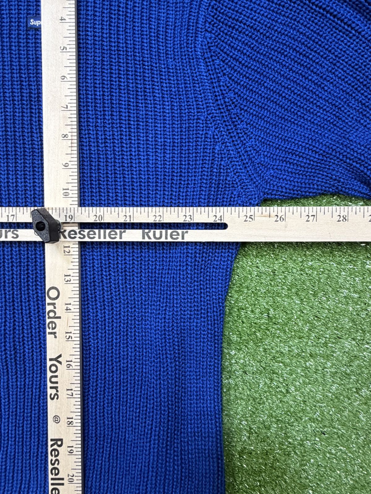 Supreme Supreme Small Box Ribbed Sweater Royal Size US XL / EU 56 / 4 - 4 Thumbnail