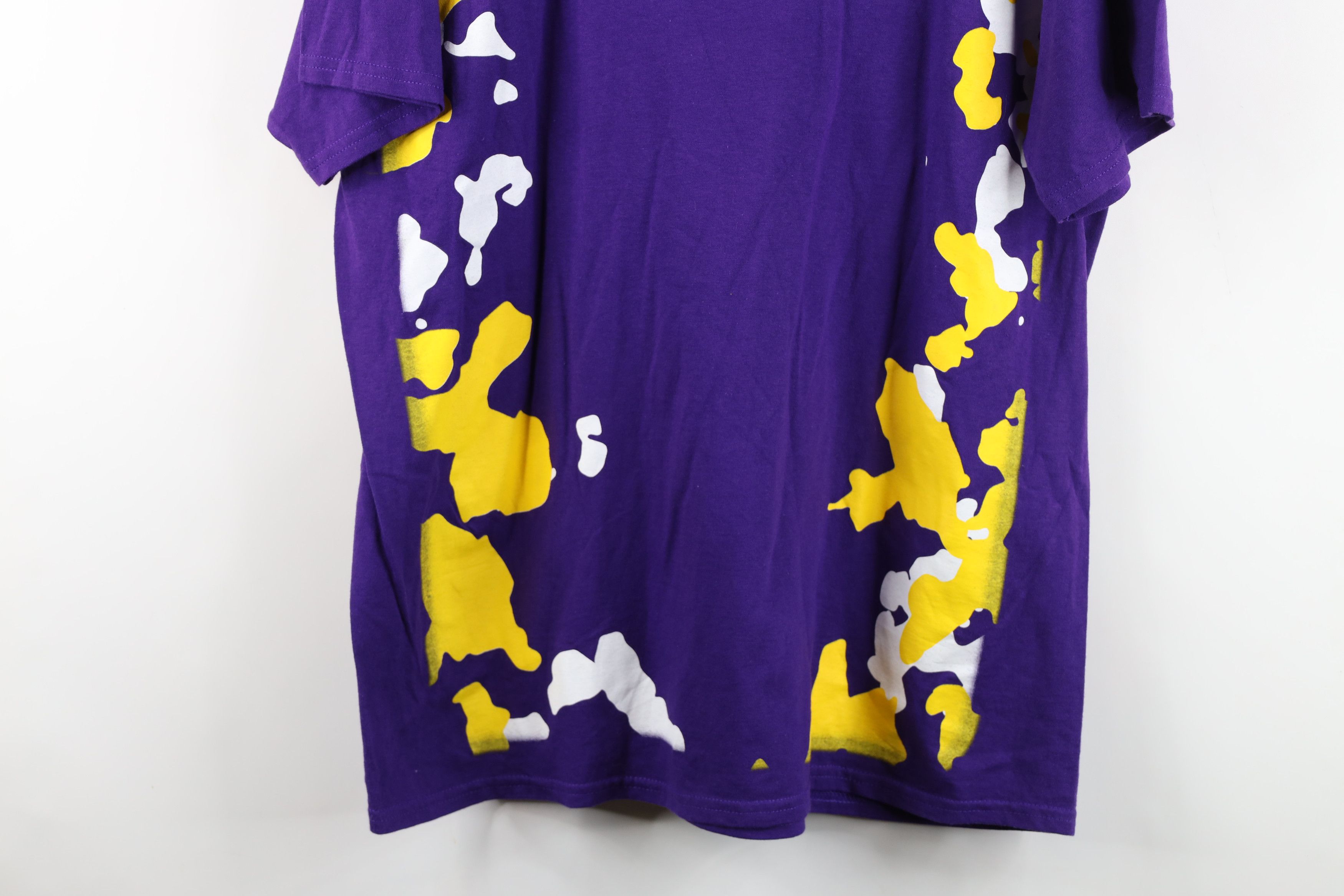 Vintage Vintage 90s Y2K Louisiana State University T-Shirt Purple Size US L / EU 52-54 / 3 - 16 Thumbnail