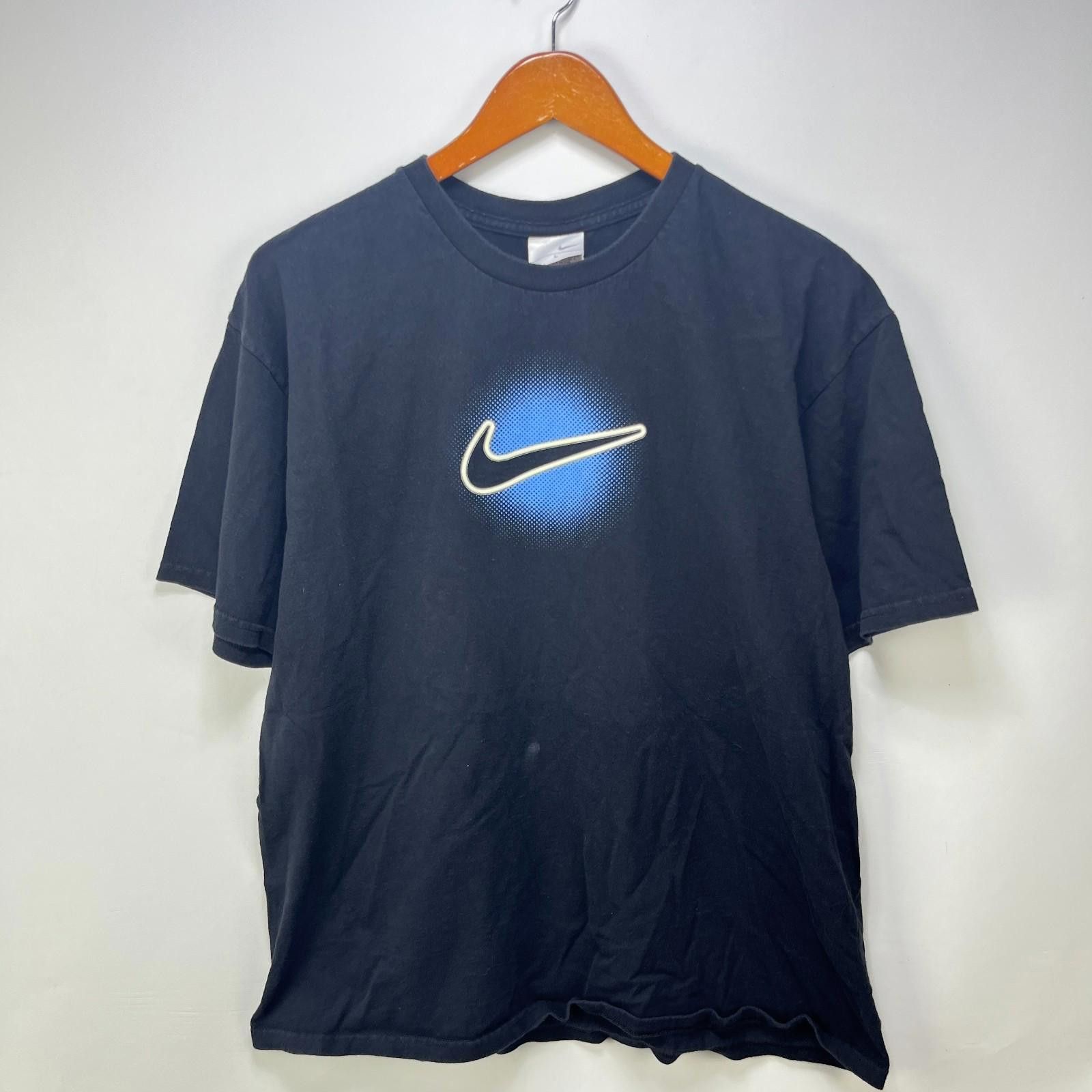 Nike Vintage Nike Big Swoosh Y2K T Shirt Large Size US L / EU 52-54 / 3 - 1 Thumbnail