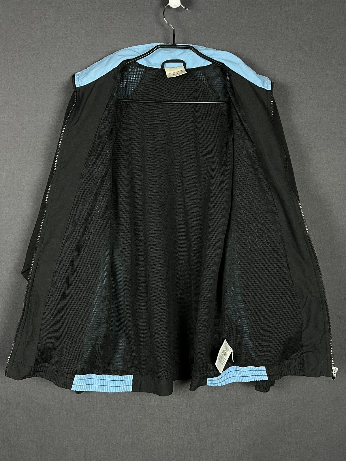 Adidas Vintage adidas men’s track jacket Size US L / EU 52-54 / 3 - 9 Thumbnail