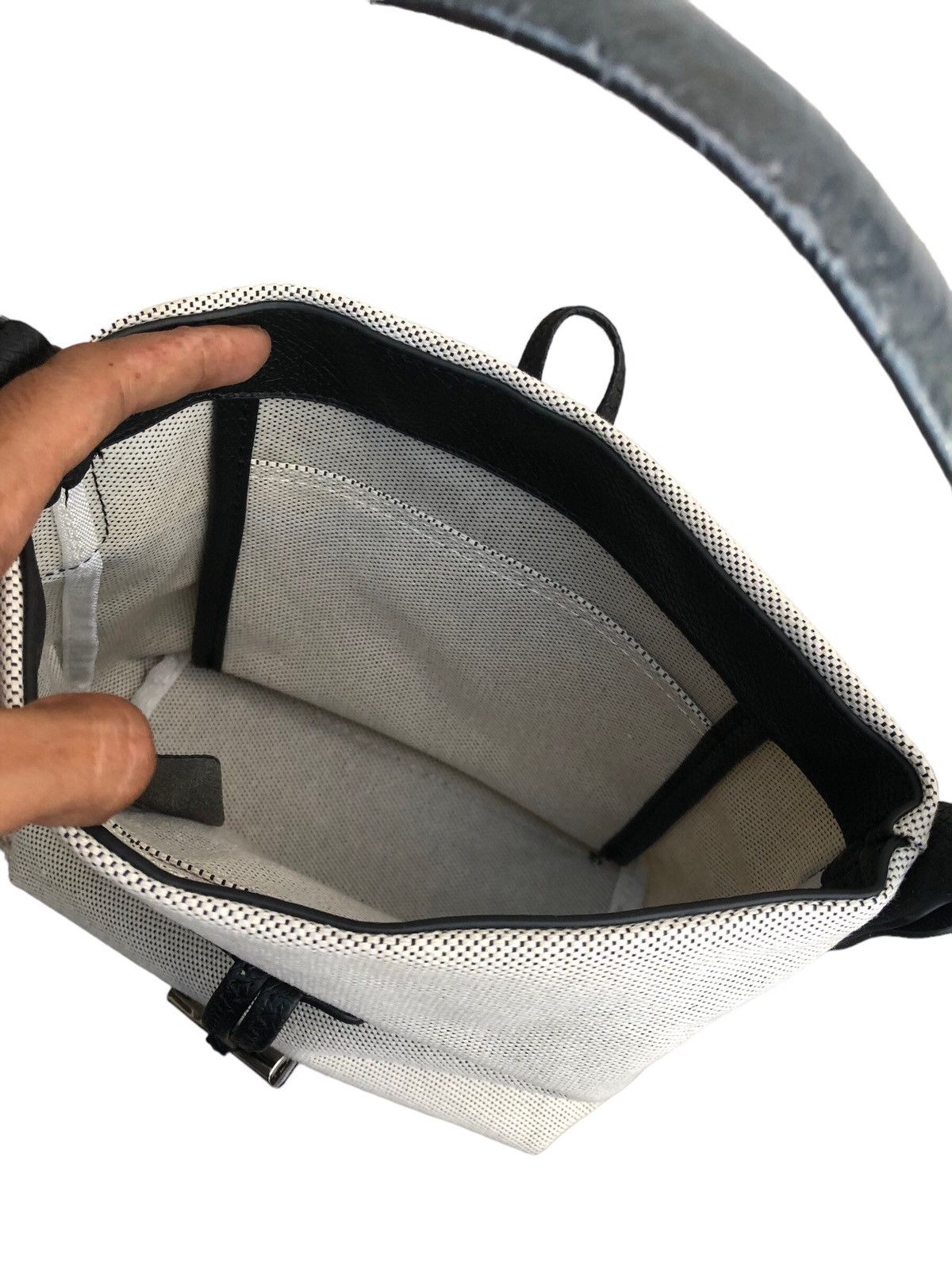 Longchamp 🔥LONGCHAMP Roseau Pliage Crossbody Essential Bag Ecru BNWB Size ONE SIZE - 10 Thumbnail