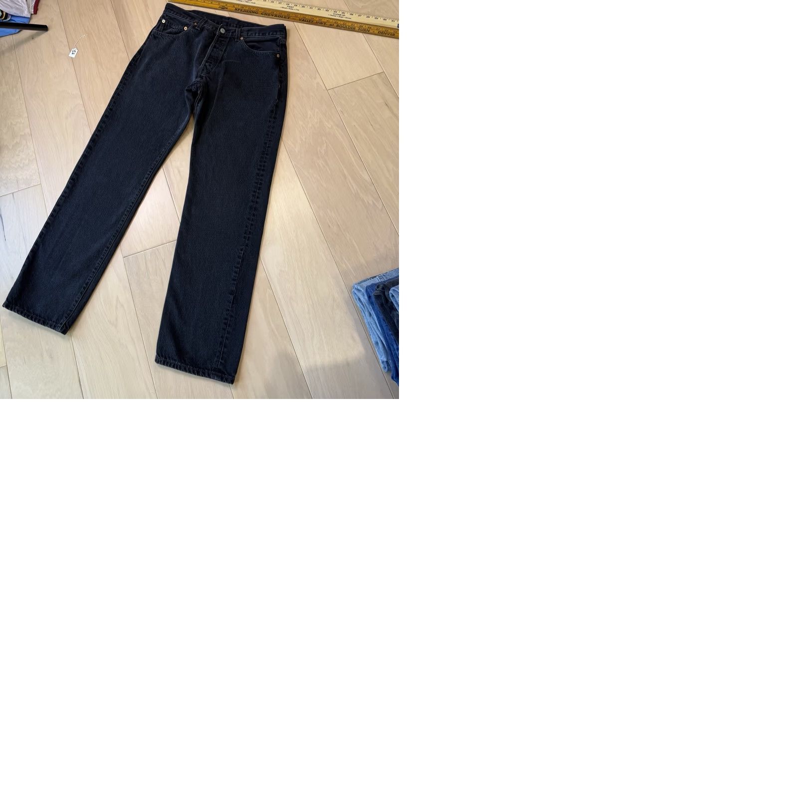 Levi's VINTAGE Levi's 501 Jeans 32 Black 90s Straight Leg Denim Minimalist 32x32 Mens Jeans 90s Vintage Levi's 501 Series Black Denim Straight Size US 30 / EU 46 - 9 Thumbnail