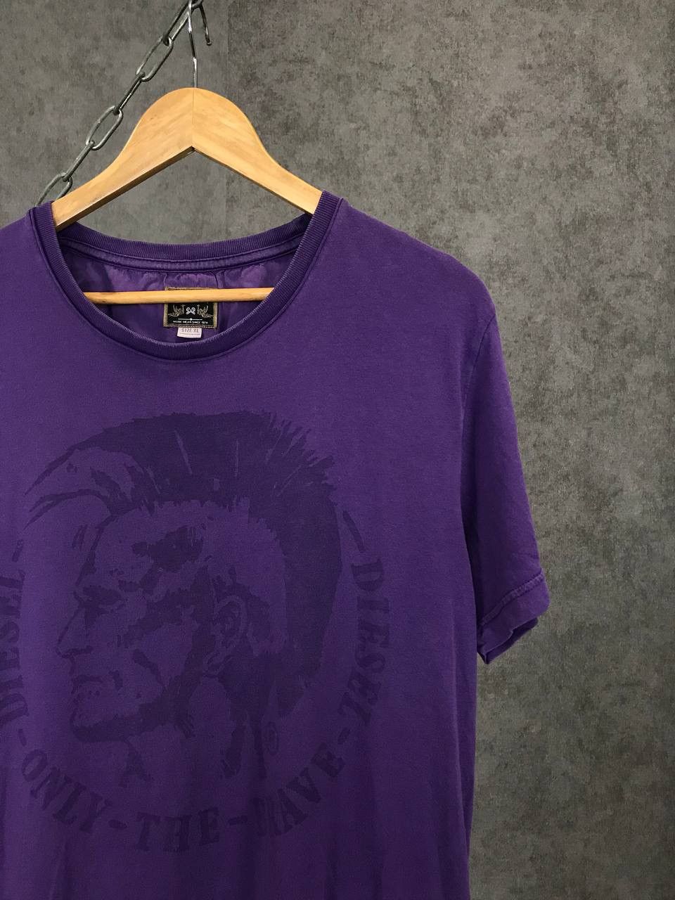 Diesel Diesel vintage designer big center logo tee Size US XL / EU 56 / 4 - 2 Thumbnail