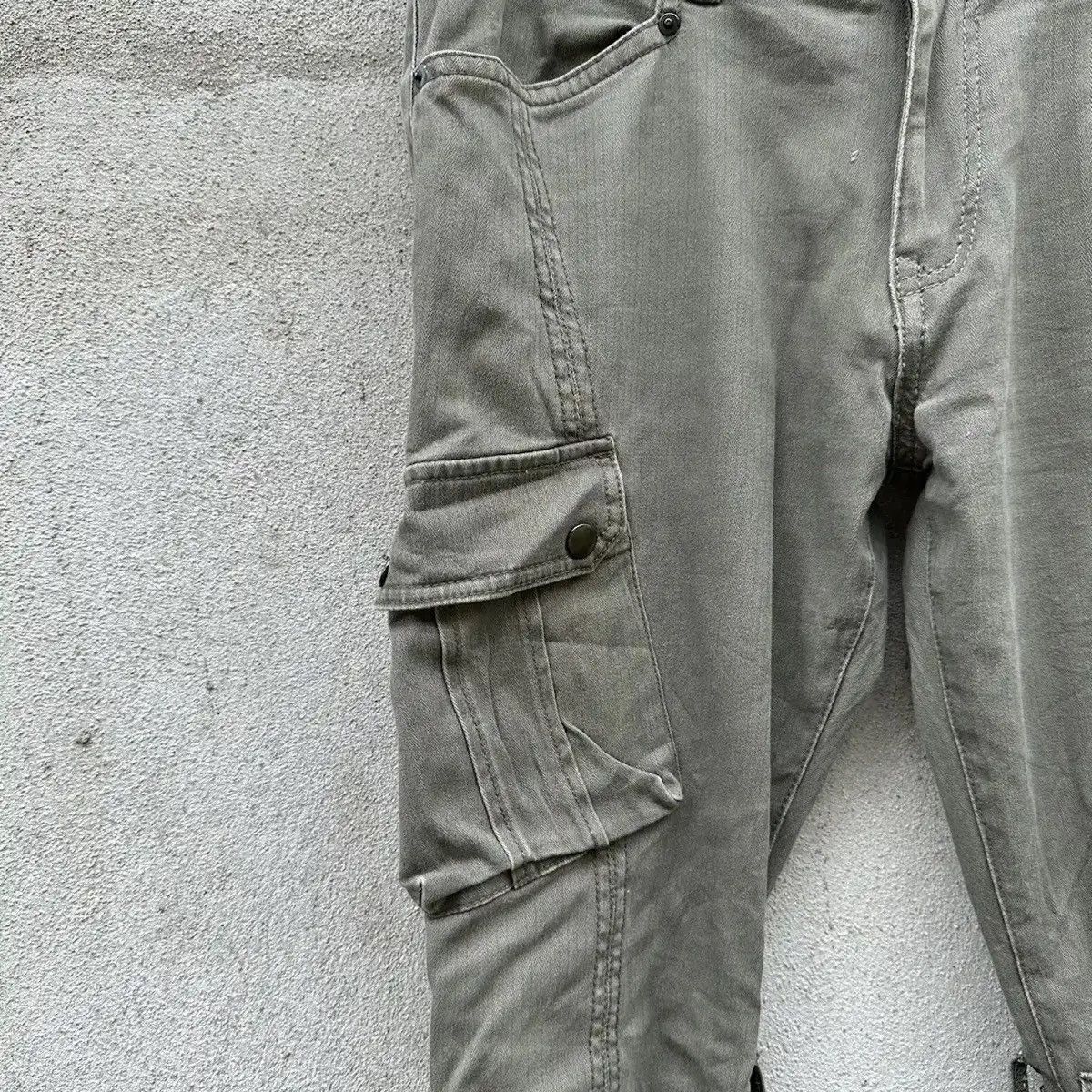 Vintage SEMATIC DESIGN 🔥BONDAGE PUNK FLARE/BOOTCUT RARE MULTI CARGO Size US 32 / EU 48 - 5 Thumbnail