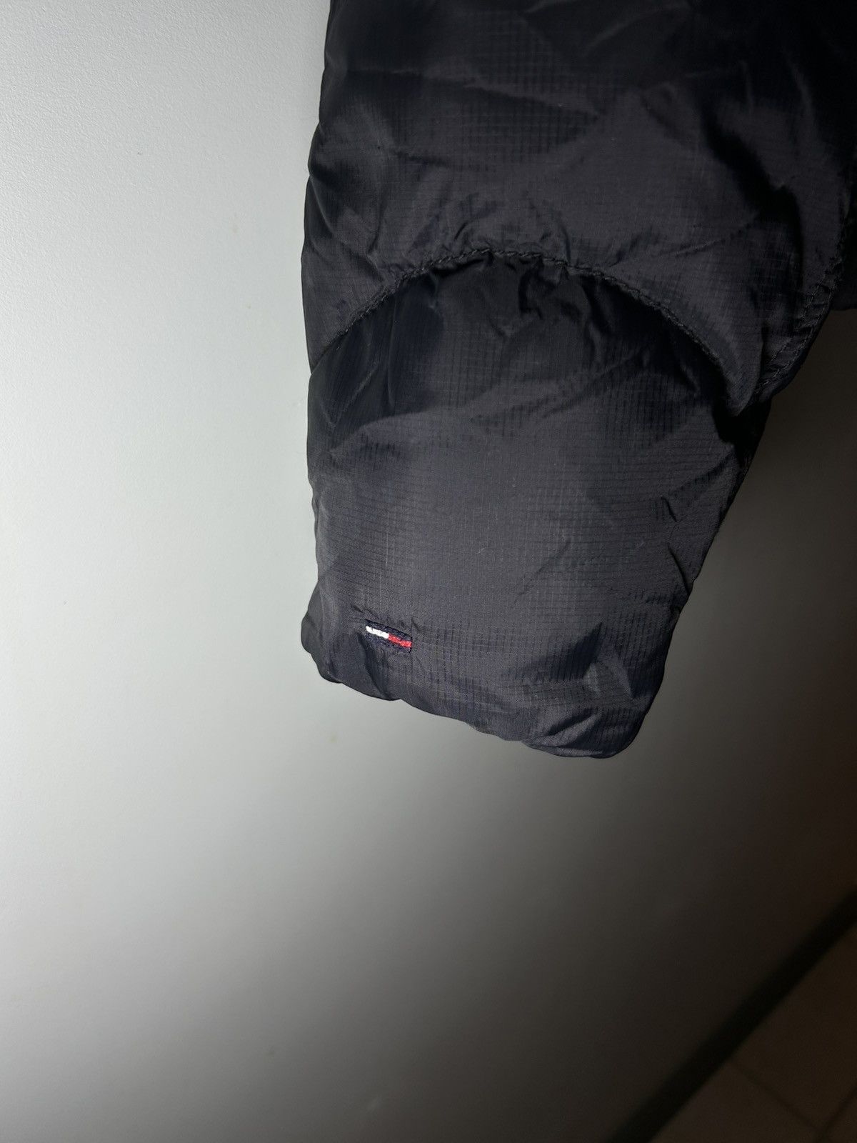 Tommy Hilfiger offers🤝Tommy Hilfiger Puffer 💔💎 Size US M / EU 48-50 / 2 - 8 Thumbnail