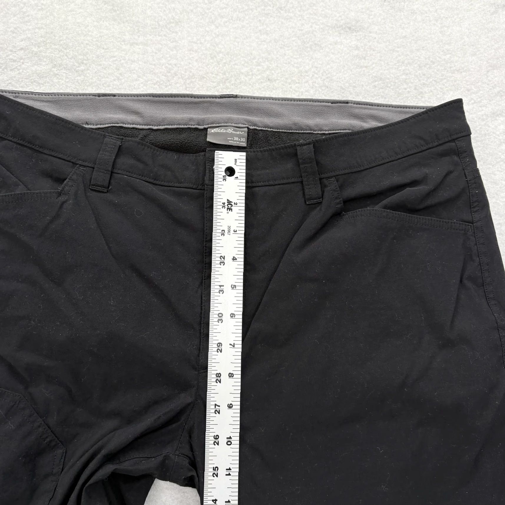 Eddie Bauer Eddie Bauer Pants Mens 38x30 Black Fleece Lined Tech Outdoor Insulated Pockets Zip Cargo Straight Leg Mens Size US 38 / EU 54 - 7 Thumbnail