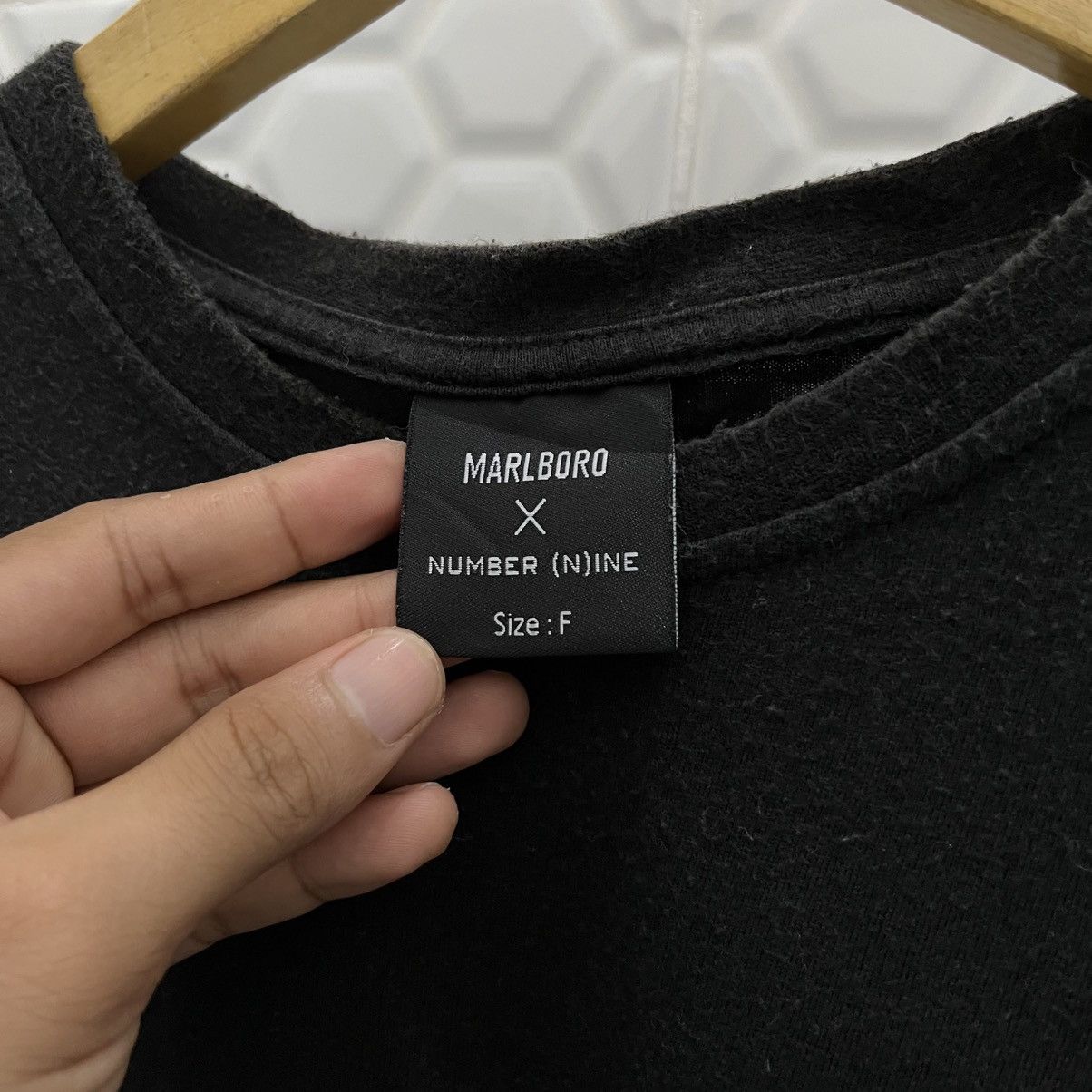 Japanese Brand × Number (N)ine 📢SENDOFFER📢Number (N)ine x Marlboro Crest Shield Tee Size US M / EU 48-50 / 2 - 4 Thumbnail