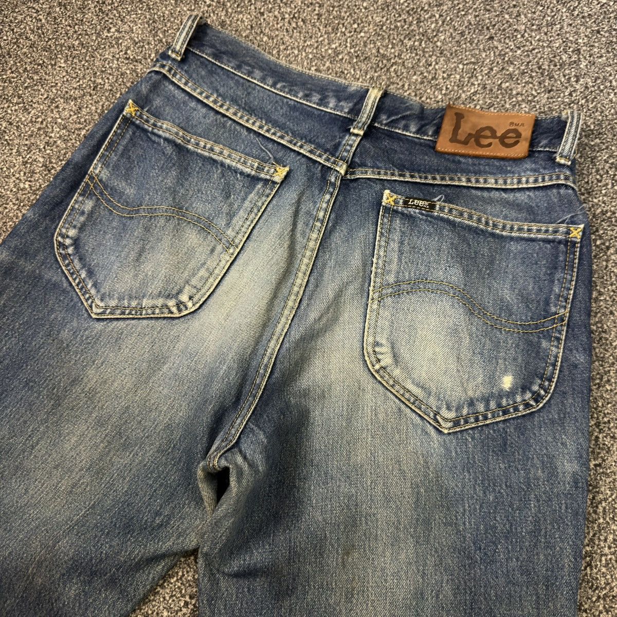 Denim & Co. 🔥🇯🇵 Vintage 90s Lee Distressed Faded Blue Wash Denim W32 Size US 32 / EU 48 - 7 Thumbnail