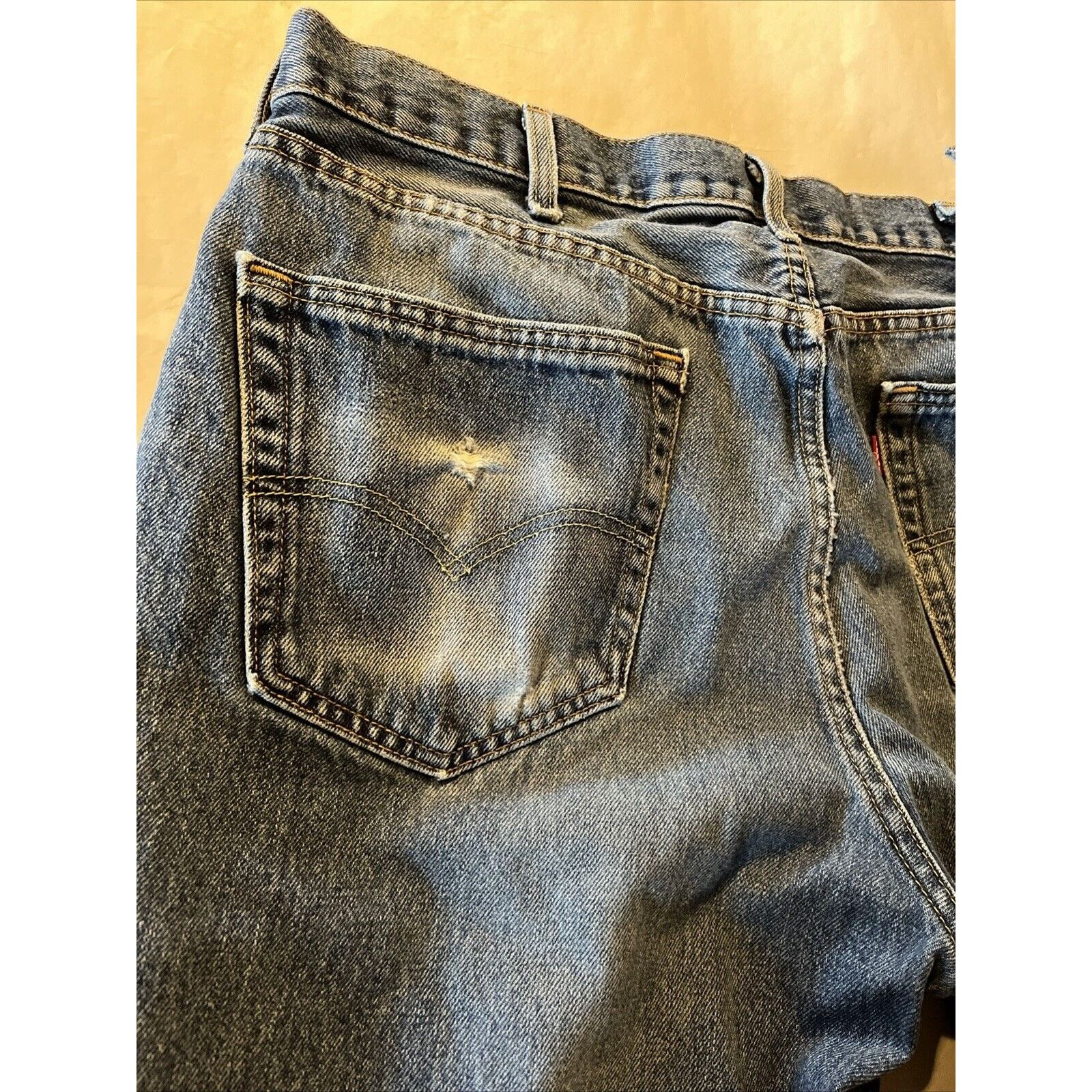 Levi's Levi’s 550 Mens 38x29 Relaxed Denim Jeans Blue Distressed Size US 38 / EU 54 - 16 Thumbnail