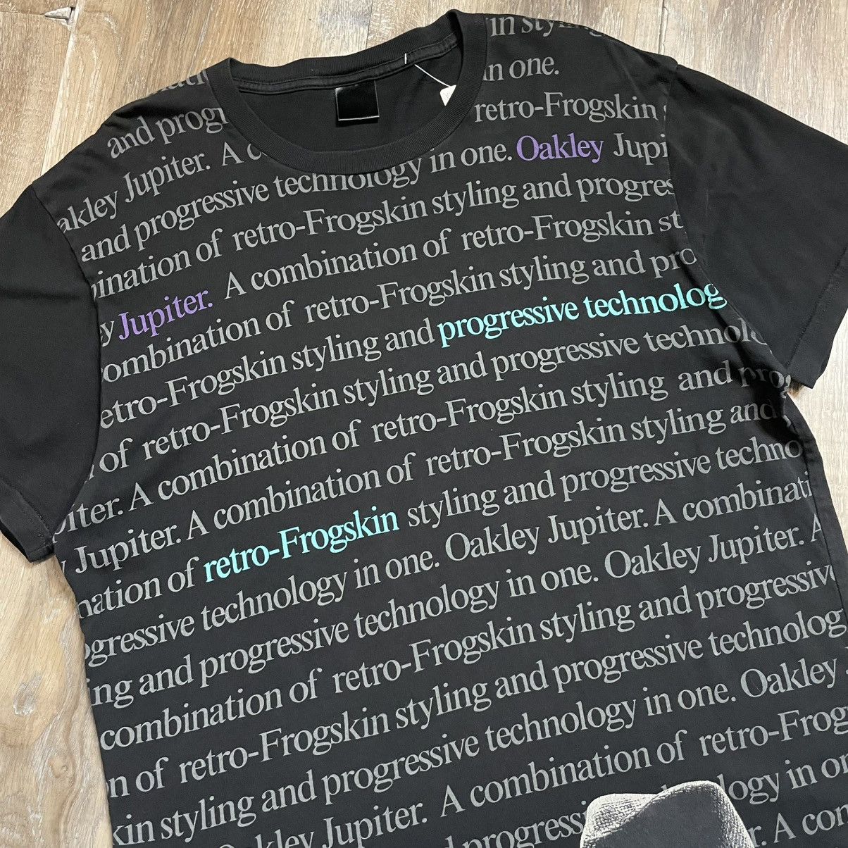 Oakley Oakley Vintage Frogskin All Over Print Tee Shirt Mens Large Size US L / EU 52-54 / 3 - 3 Thumbnail