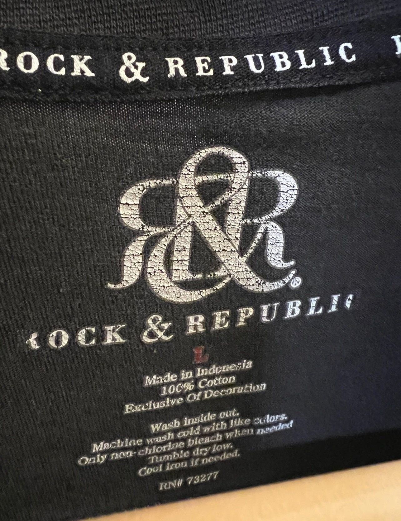 Rock & Republic Vintage Rock & Republic Men's Large Distressed Gray V-Neck Size US L / EU 52-54 / 3 - 3 Thumbnail