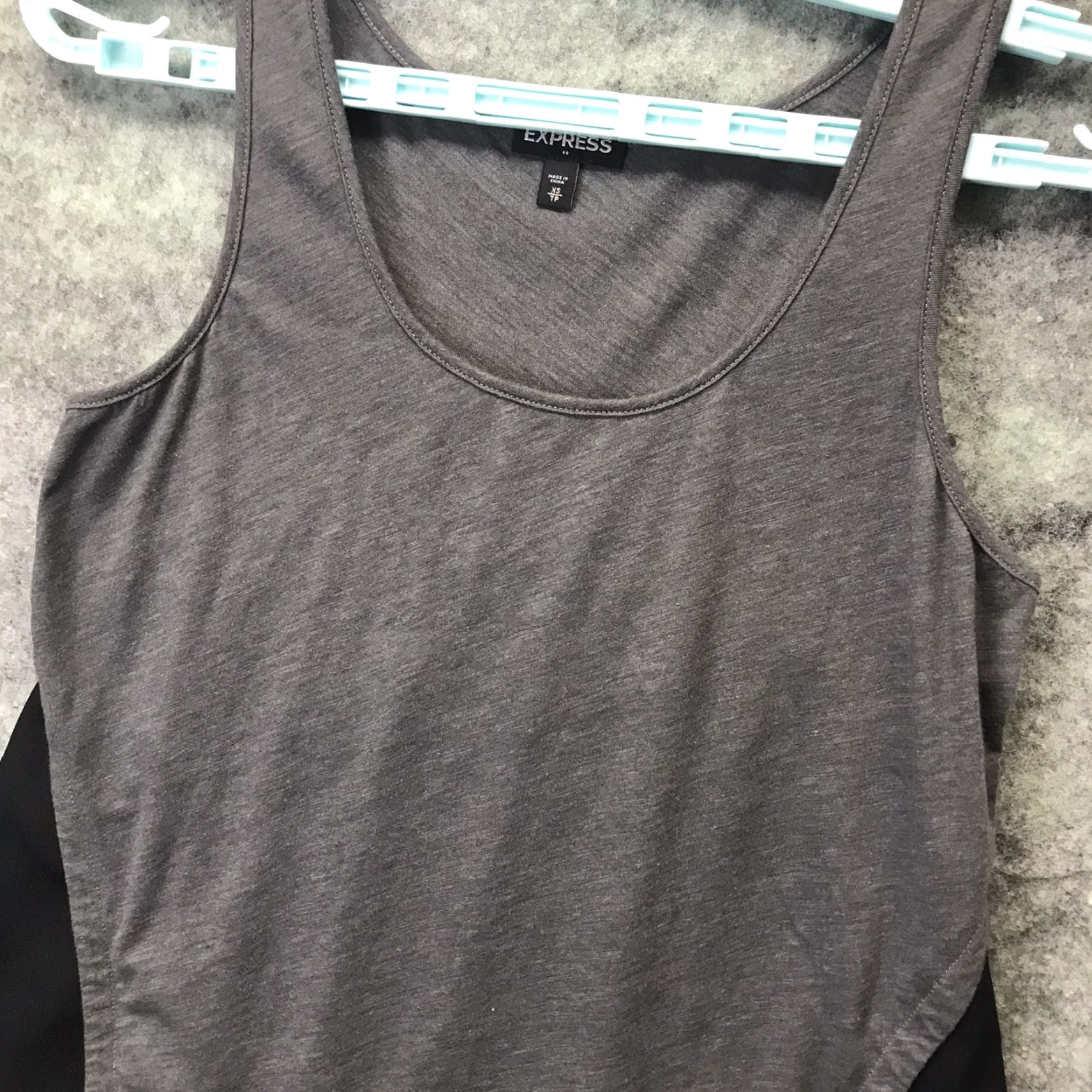 Express Express Shirt Womens XS Grey Tank Top Cotton Blend Womens Sports Basic Casual Swing Top Size XS / US 0-2 / IT 36-38 - 2 Thumbnail