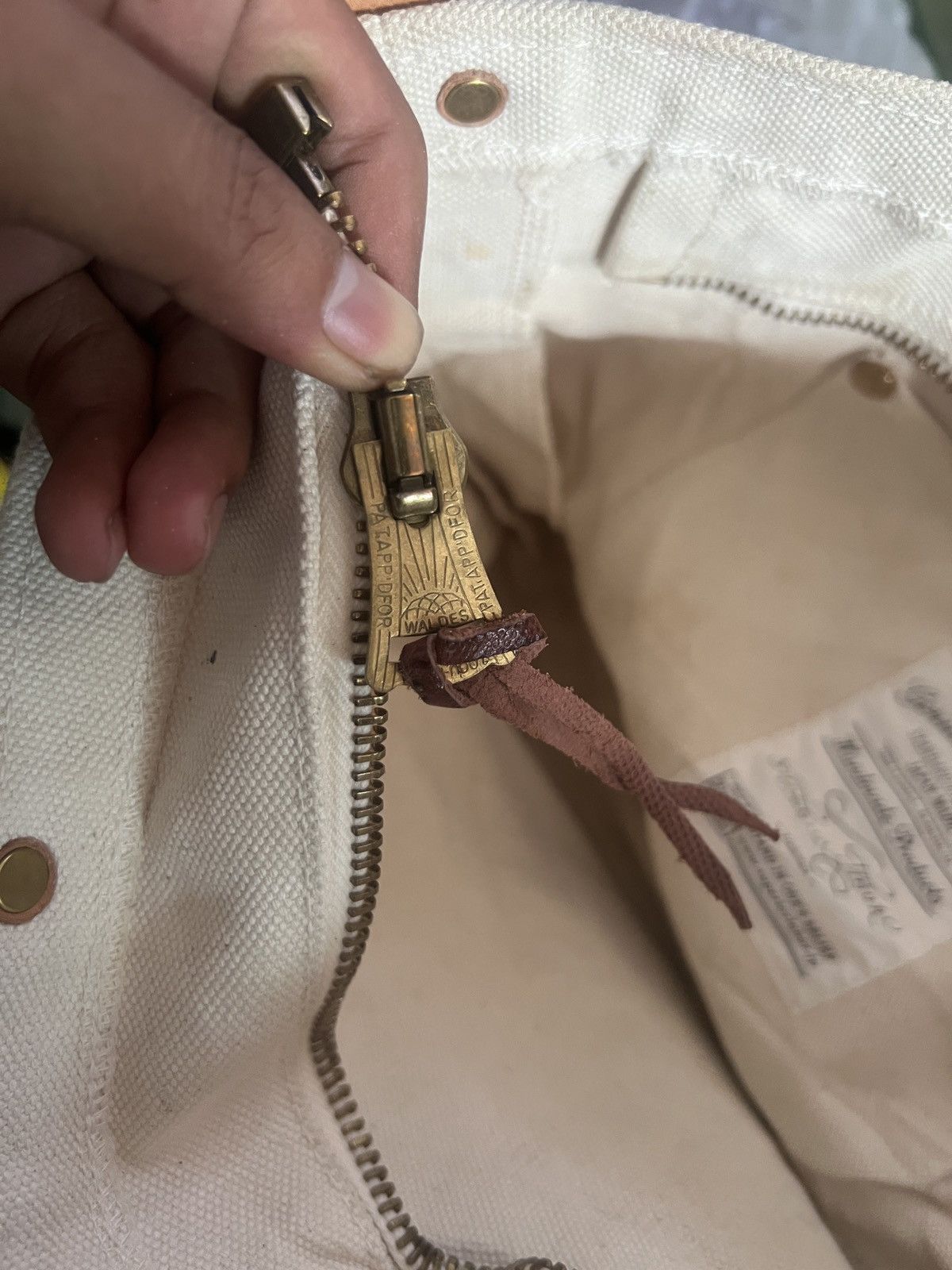 Japanese Brand × The Superior Labor The Superior Labor Japan Duck Fabric Leather Shoulder Bag Size ONE SIZE - 5 Thumbnail