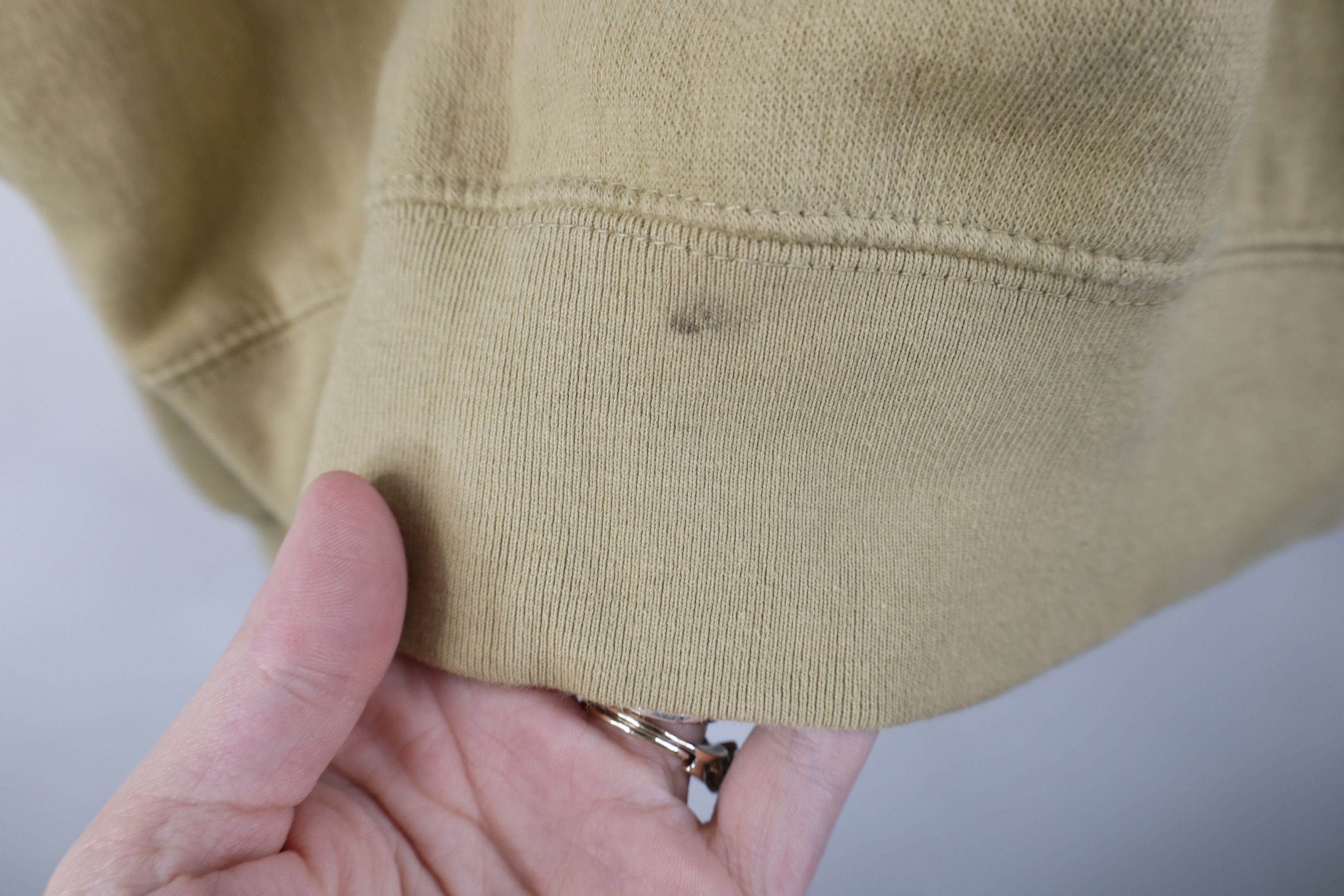 Vintage × Woolrich Woolen Mills Vintage 90s Woolrich Faded Blank Crewneck Sweatshirt Beige Size US M / EU 48-50 / 2 - 9 Thumbnail
