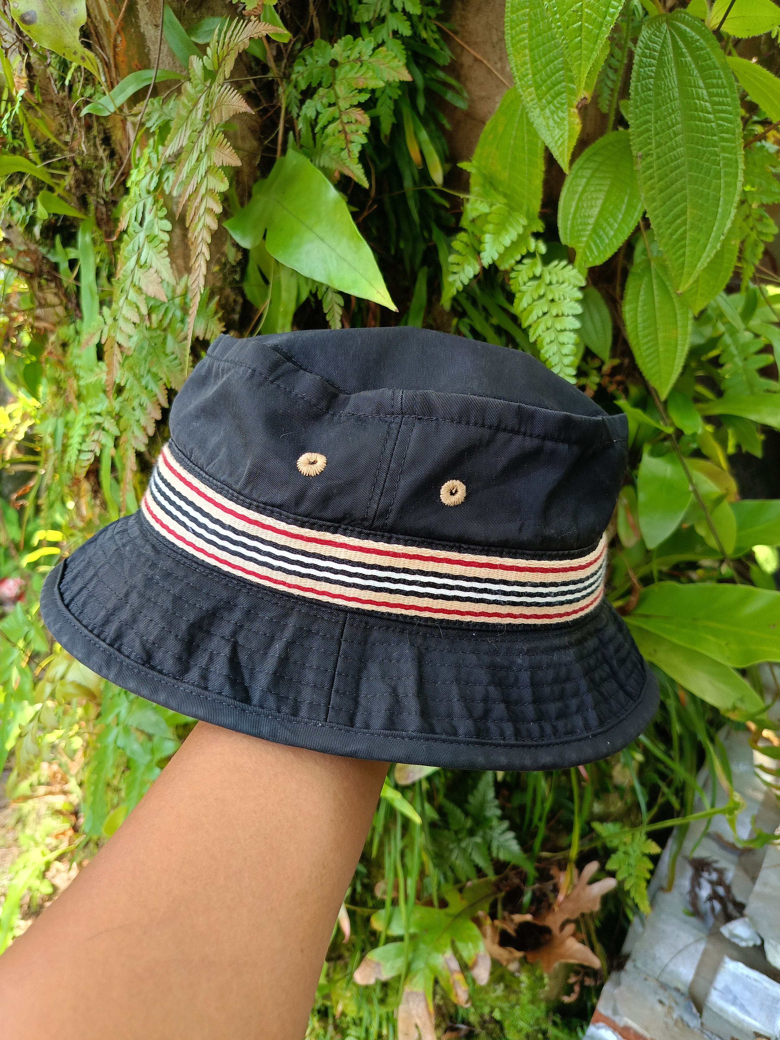 Burberry BURBERRY BLACK LABEL VINTAGE BUCKET HAT Size ONE SIZE - 8 Thumbnail