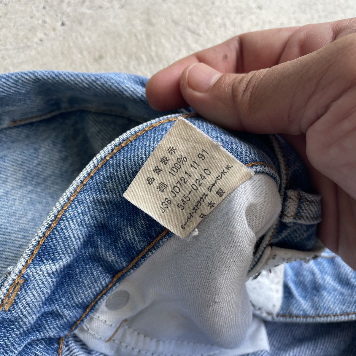 Levi's Vintage Clothing Vintage Levi’s Black Tag Distressed Faded Jeans Denim Pants Size US 30 / EU 46 - 9 Thumbnail