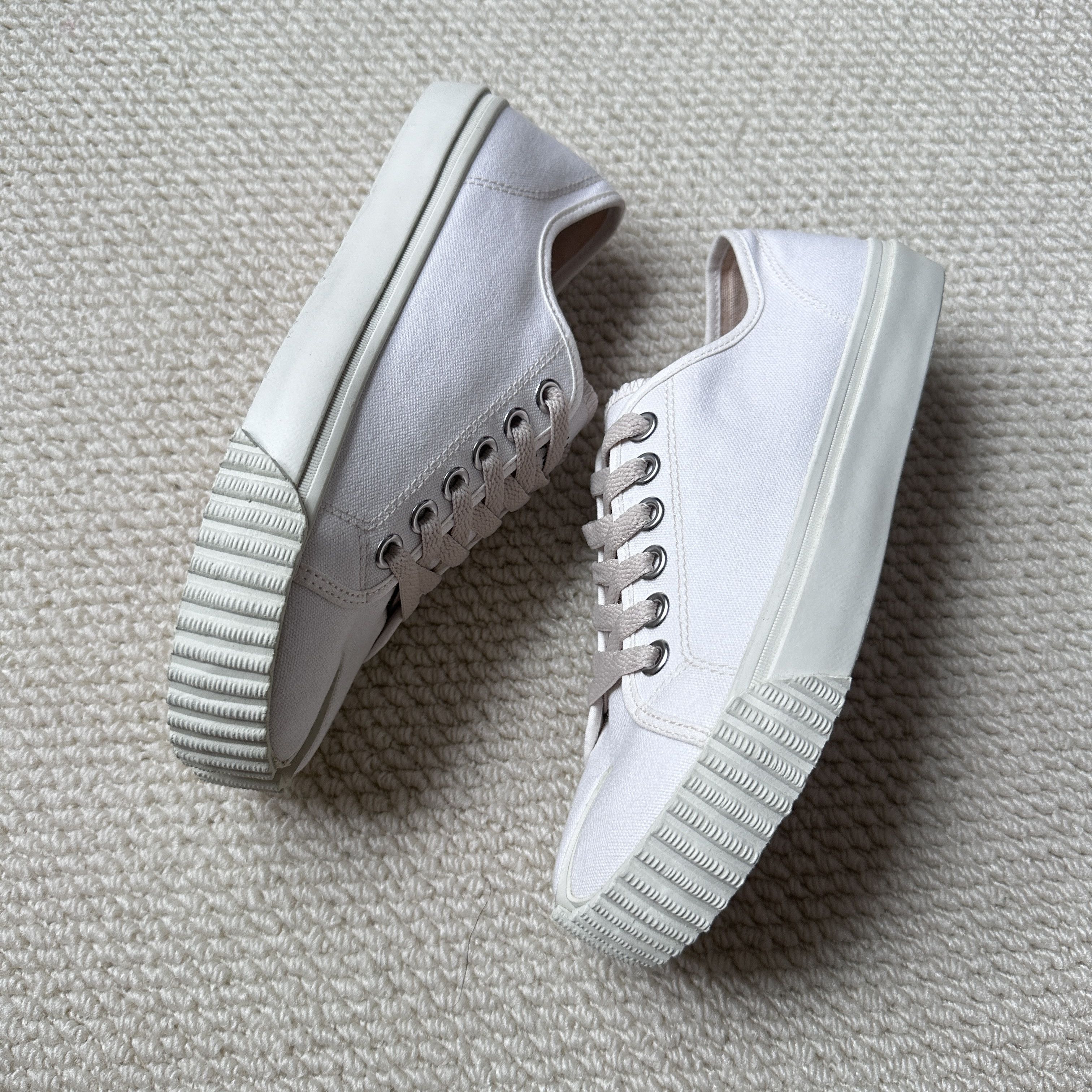 Maison Margiela Maison Margiela tabi shoes Size US 7.5 / IT 37.5 - 6 Thumbnail
