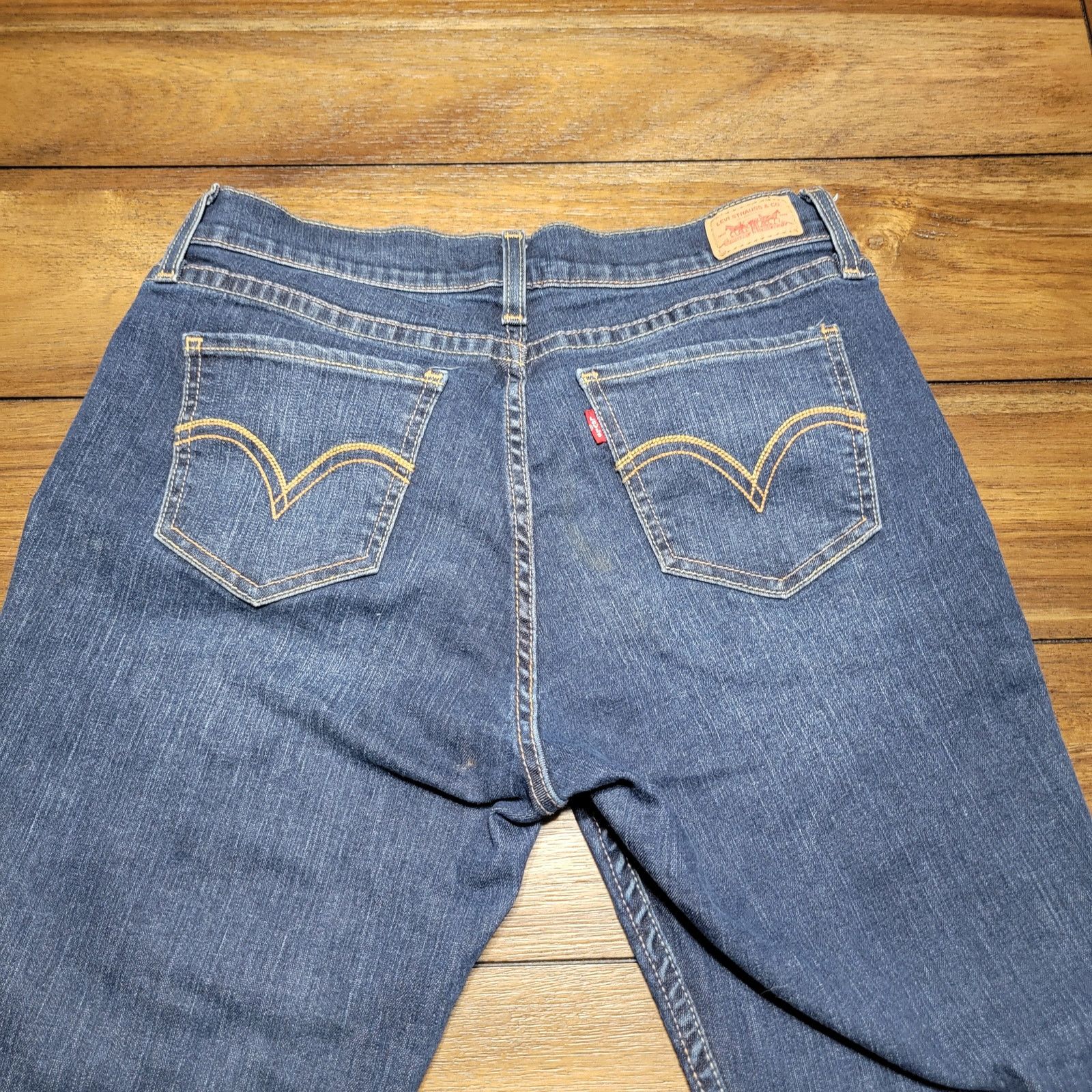 Levi's Levis 528 Denim Capris Curvy Cut w/ Raw Hem - Size 9 M Size 30" / US 8 / IT 44 - 4 Thumbnail