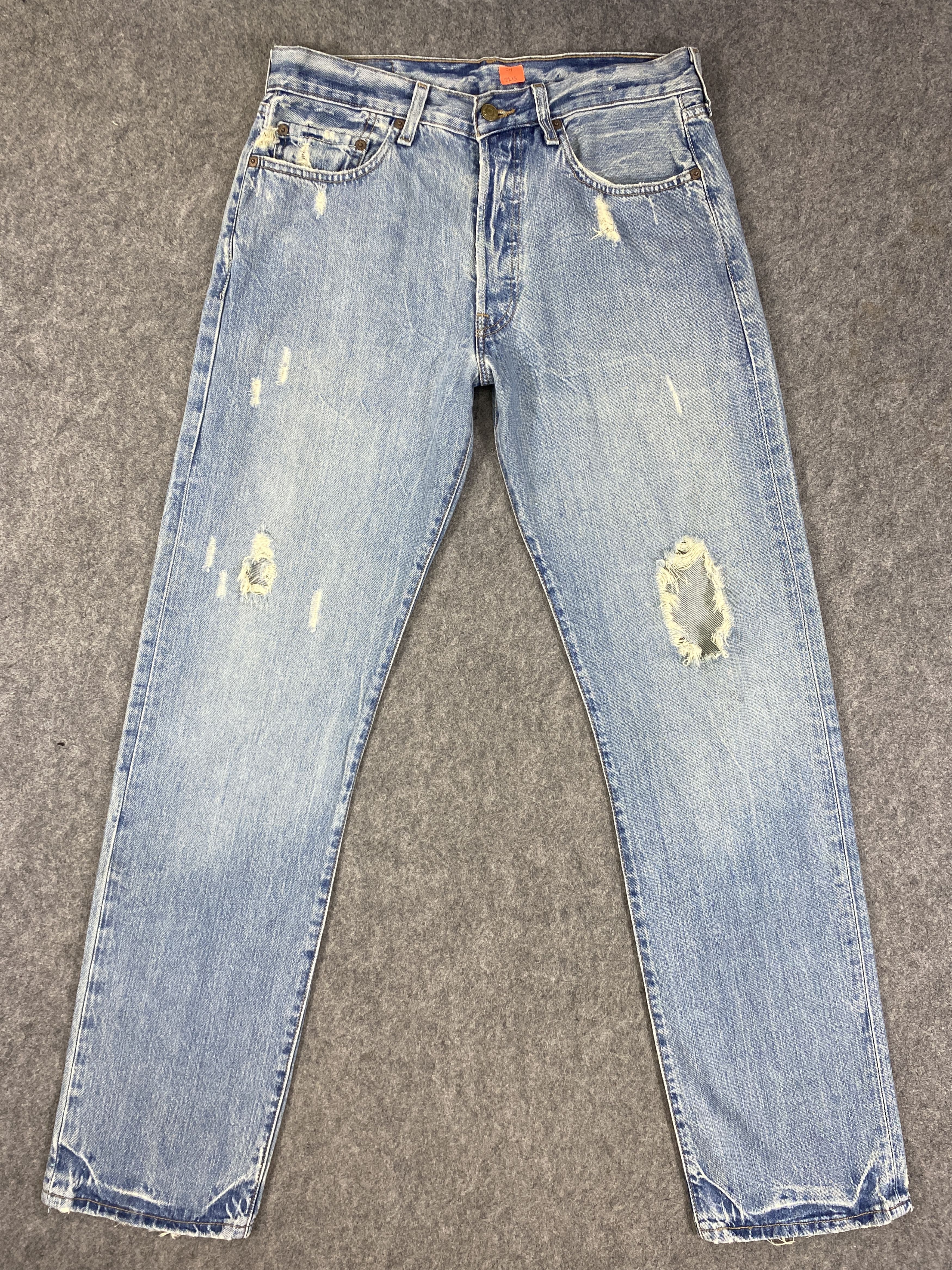 Levi's Distressed Blue Vintage Levi's 501 Jeans 32x34 Denim -JN2213 Size US 32 / EU 48 - 1 Thumbnail