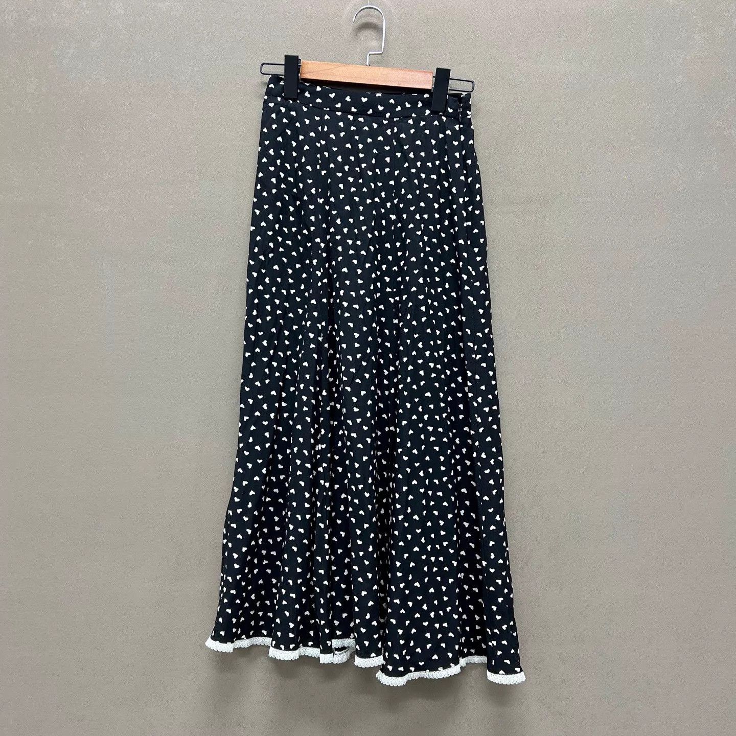 Miu Miu MIU MIU Heart Lace Mermaid Black Skirt 38 99 New Size 25" / US 0 / IT 36 - 1 Thumbnail