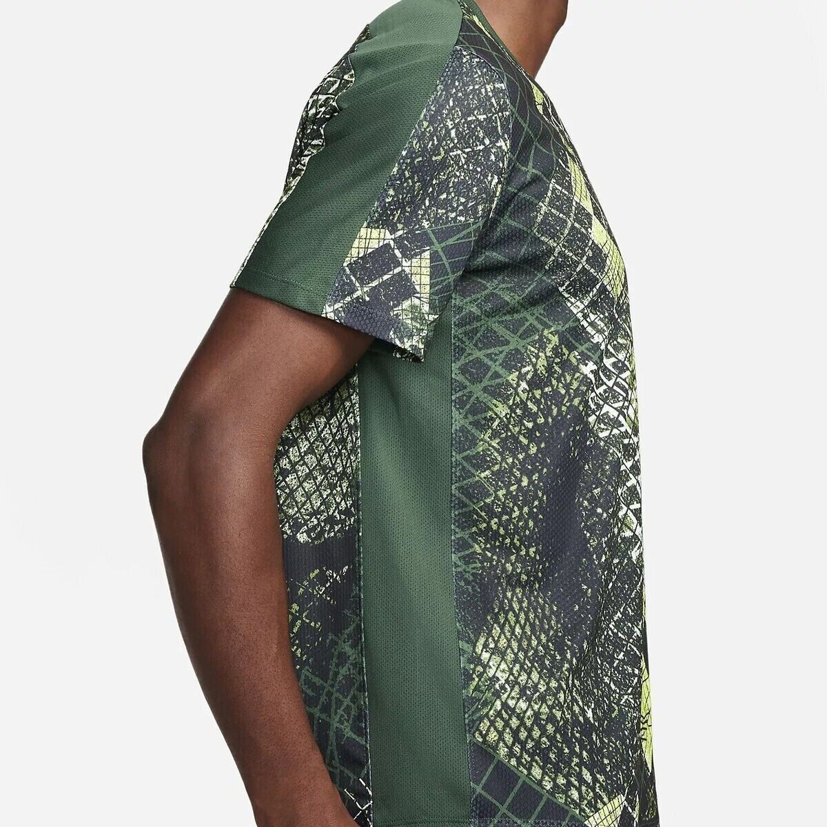 Nike Nike Court DV8841 Dri-Fit Tennis Victory Top Novelty Green M Size US M / EU 48-50 / 2 - 2 Thumbnail