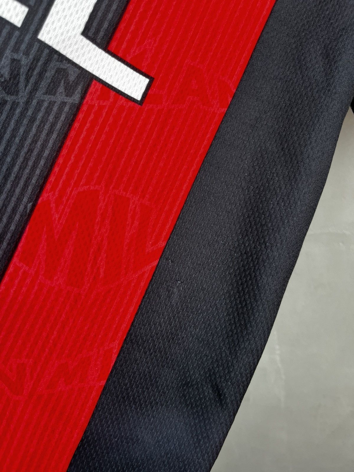Vintage 90s MALDINI 3 OPEL MILAN FOOTBALL TEE SHIRT Y2k RETRO JERSEY Size US XL / EU 56 / 4 - 9 Thumbnail