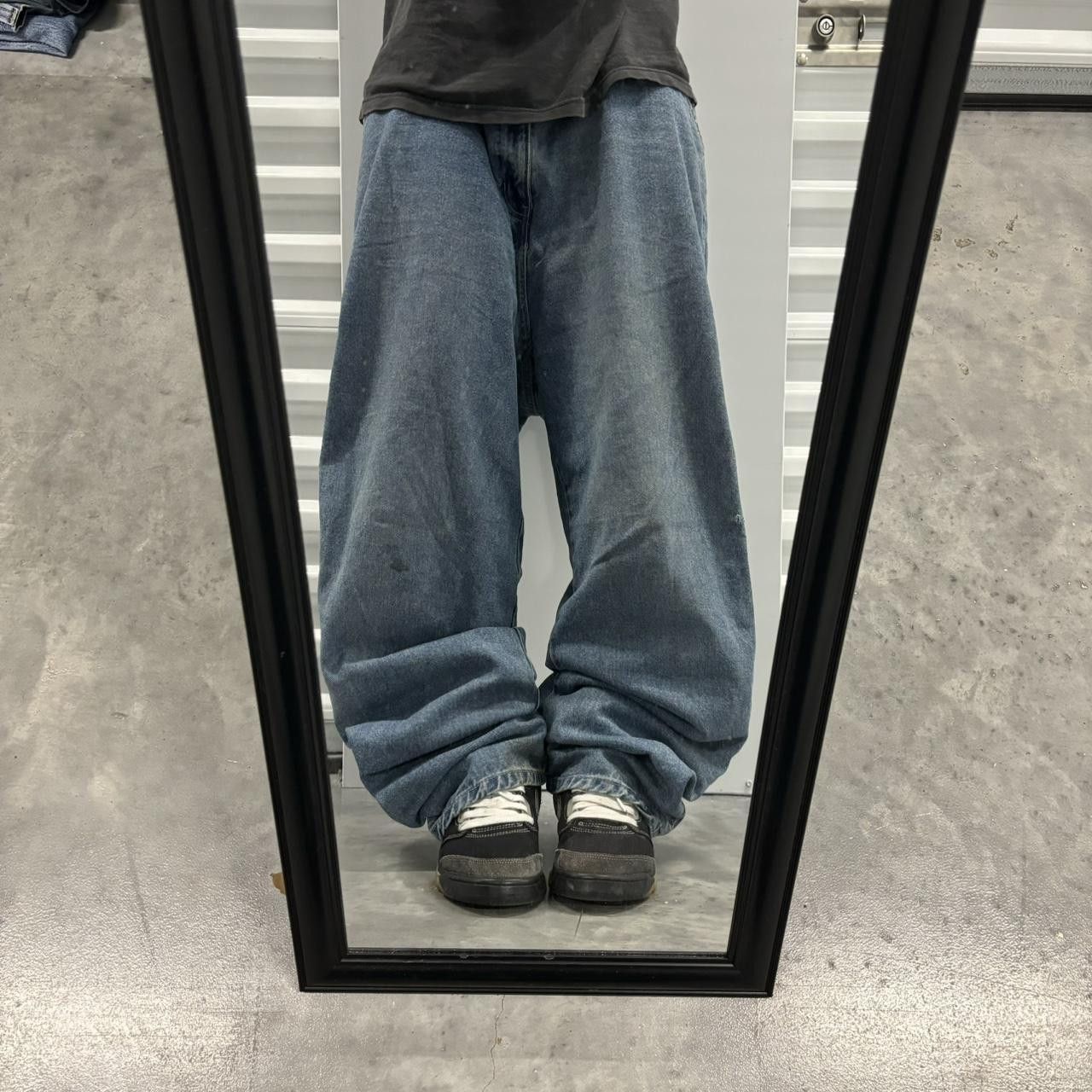Japanese Brand × Vintage Crazy Vintage Y2K/2000s Baggy Medium Wash Skater Carpenter Workwear Denim Jeans! Size US 38 / EU 54 - 1 Thumbnail