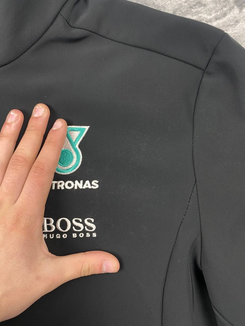 Hugo Boss Hugo Boss Mercedes-AMG Petronas F1 Team Softshell Jacket Size US M / EU 48-50 / 2 - 21 Thumbnail