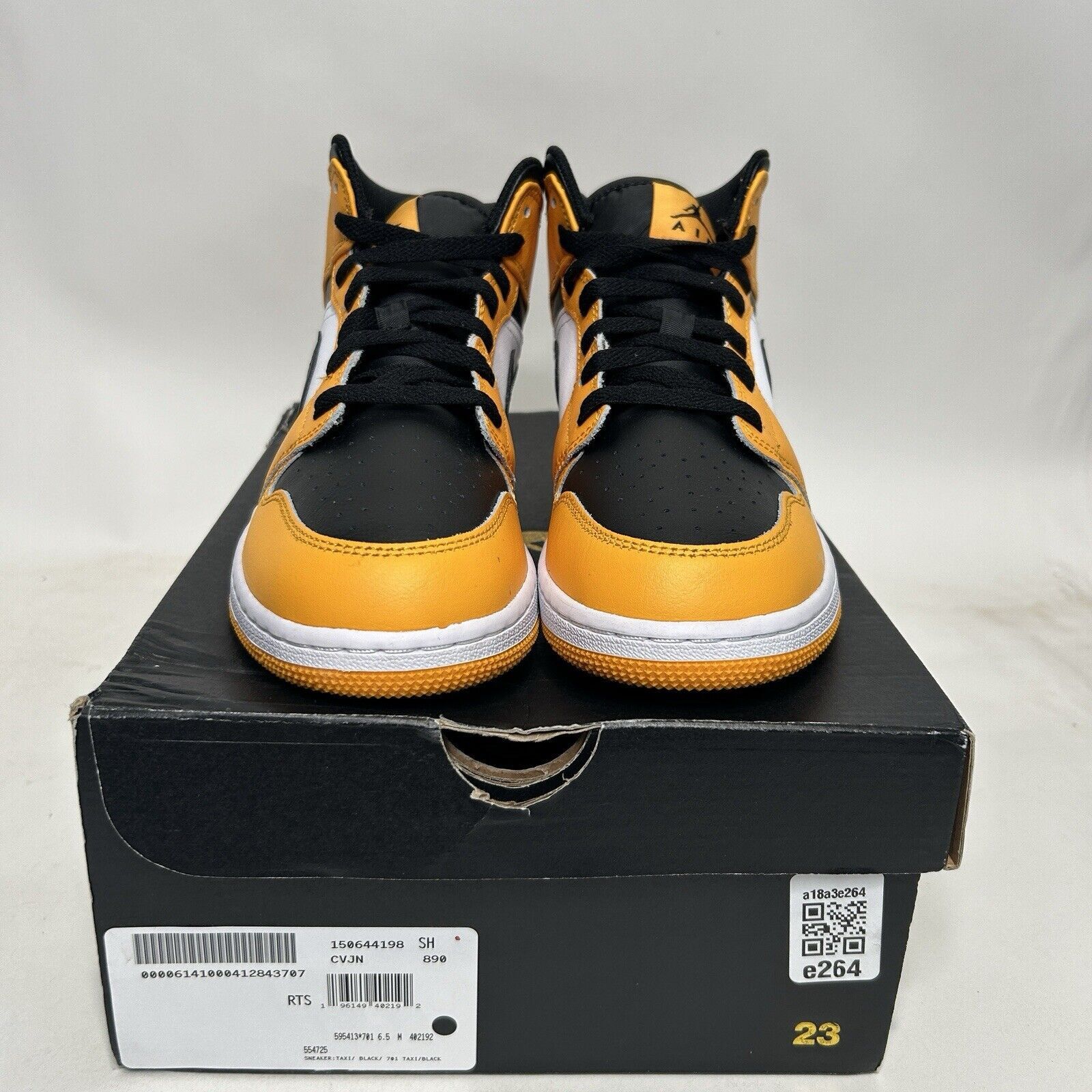 Nike Nike Air Jordan 1 Mid GS “Taxi/Yellow Toe” 2024 Size US 8 / IT 38 - 2 Thumbnail