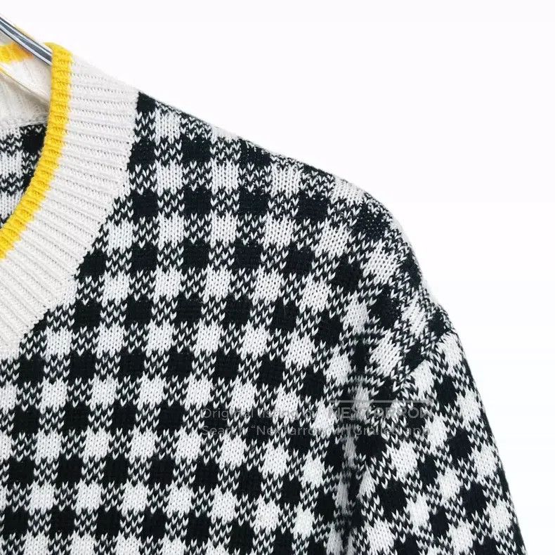 Miu Miu Miu Miu 38 Black and white checkerboard knit cardigan Size M / US 6-8 / IT 42-44 - 4 Thumbnail