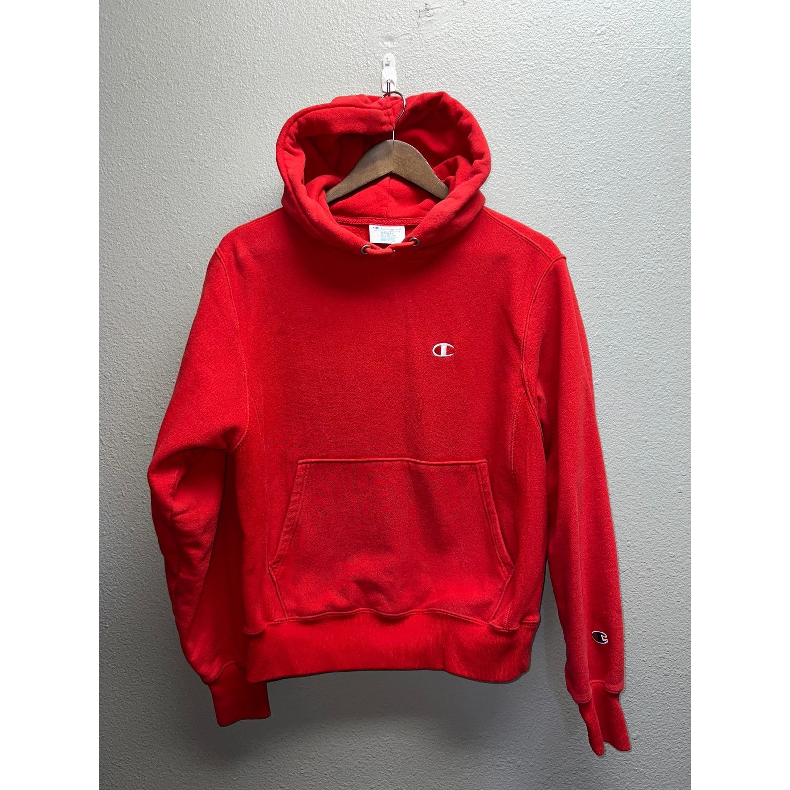 Vintage Champion Reverse Weave red Hoodie Y2K 2000s Size Small Size US S / EU 44-46 / 1 - 1 Thumbnail