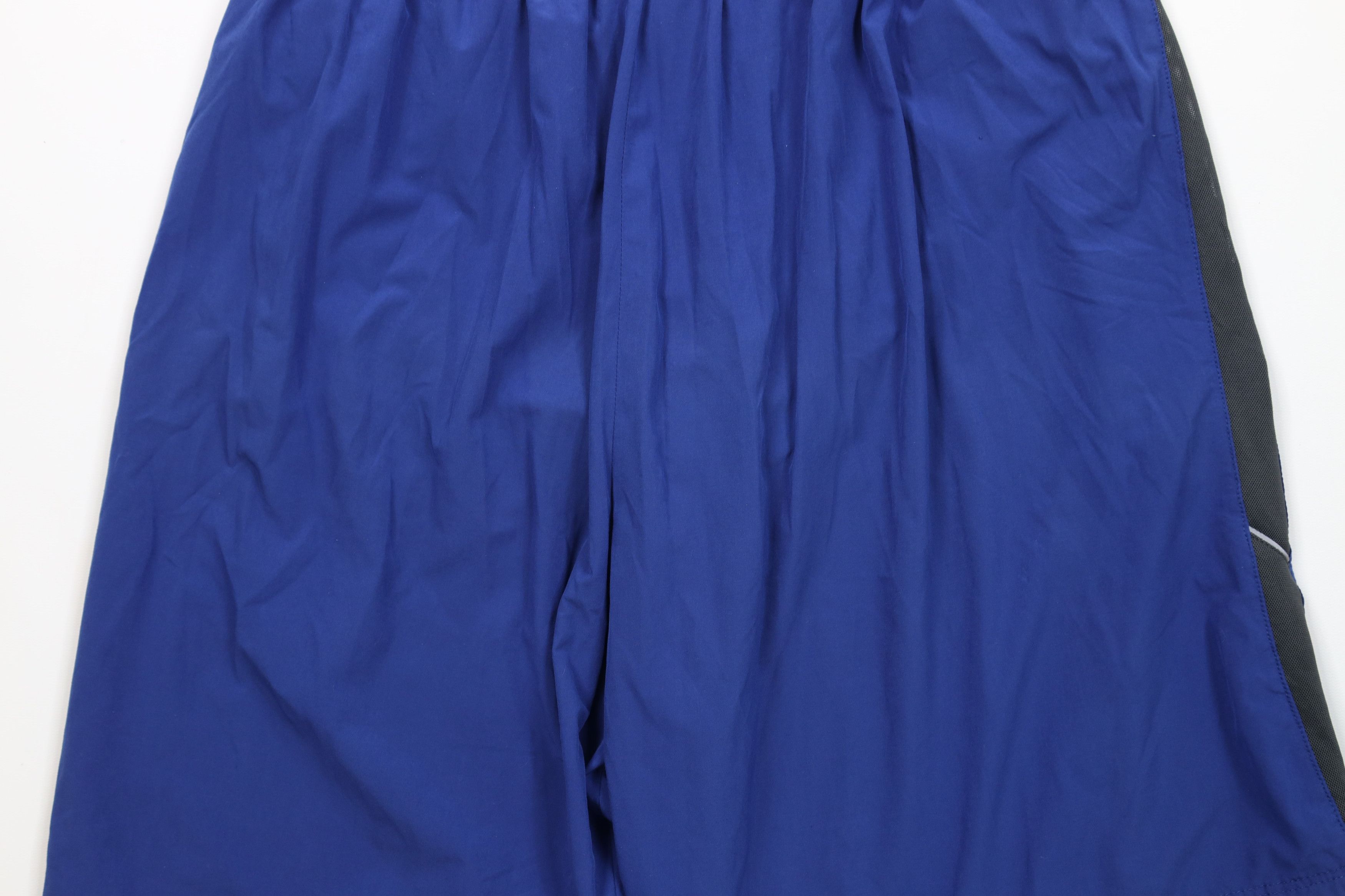 Nike Vintage Nike Mini Swoosh Reflective Lined Above Knee Shorts Size US 36 / EU 52 - 13 Thumbnail