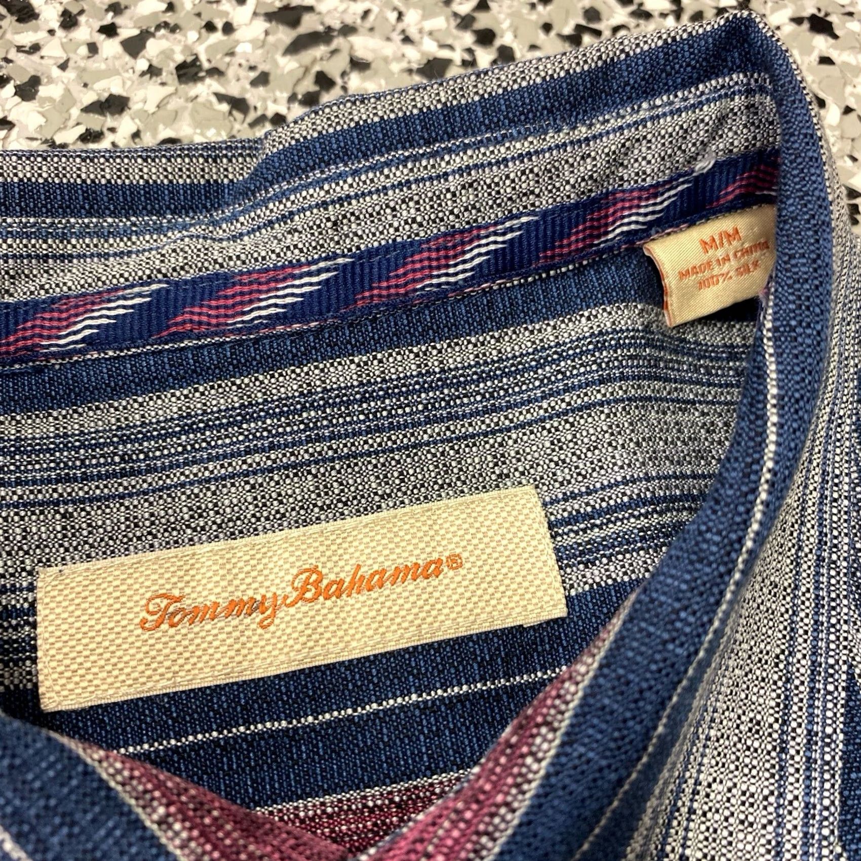 Tommy Bahama Tommy Bahama Shirt Mens Medium Blue Red Stripes Hawaiian Short Sleeve Button-Up Knit Cotton Size US M / EU 48-50 / 2 - 3 Thumbnail