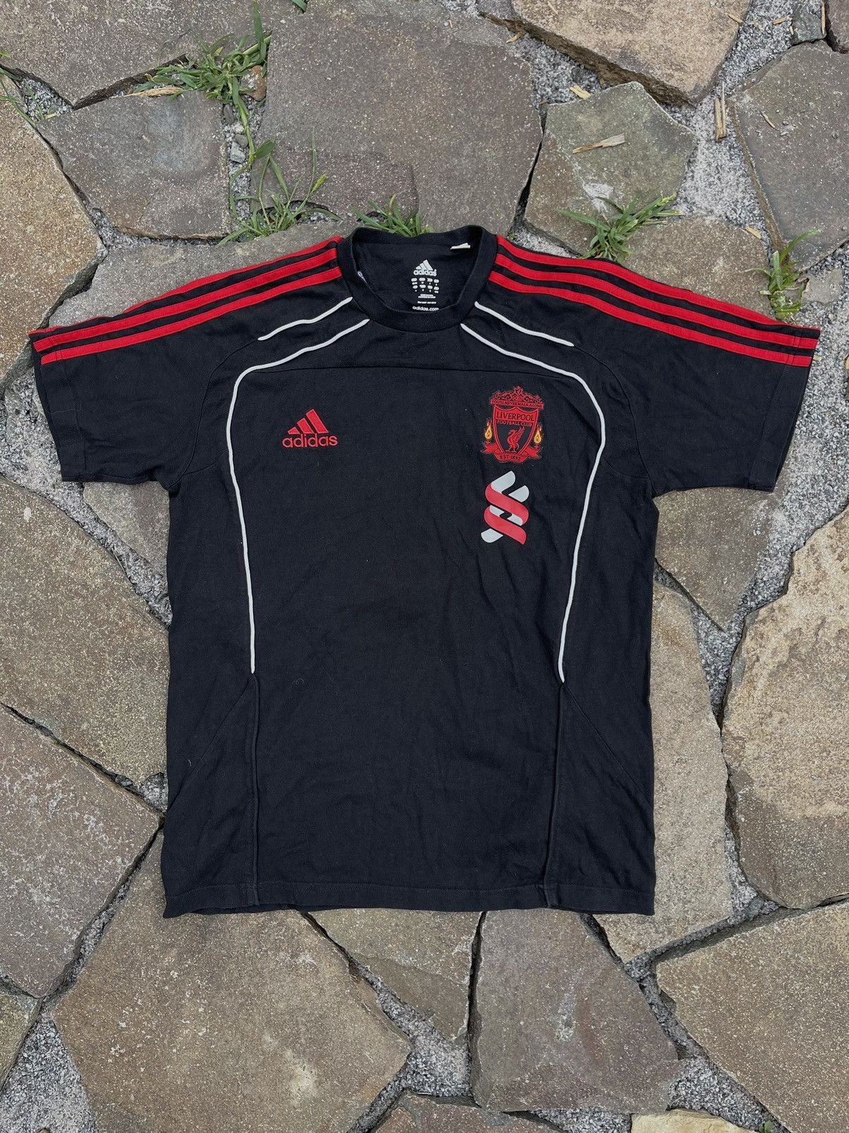 Adidas Y2K Adidas Liverpool black jersey tee vintage Size US M / EU 48-50 / 2 - 1 Thumbnail