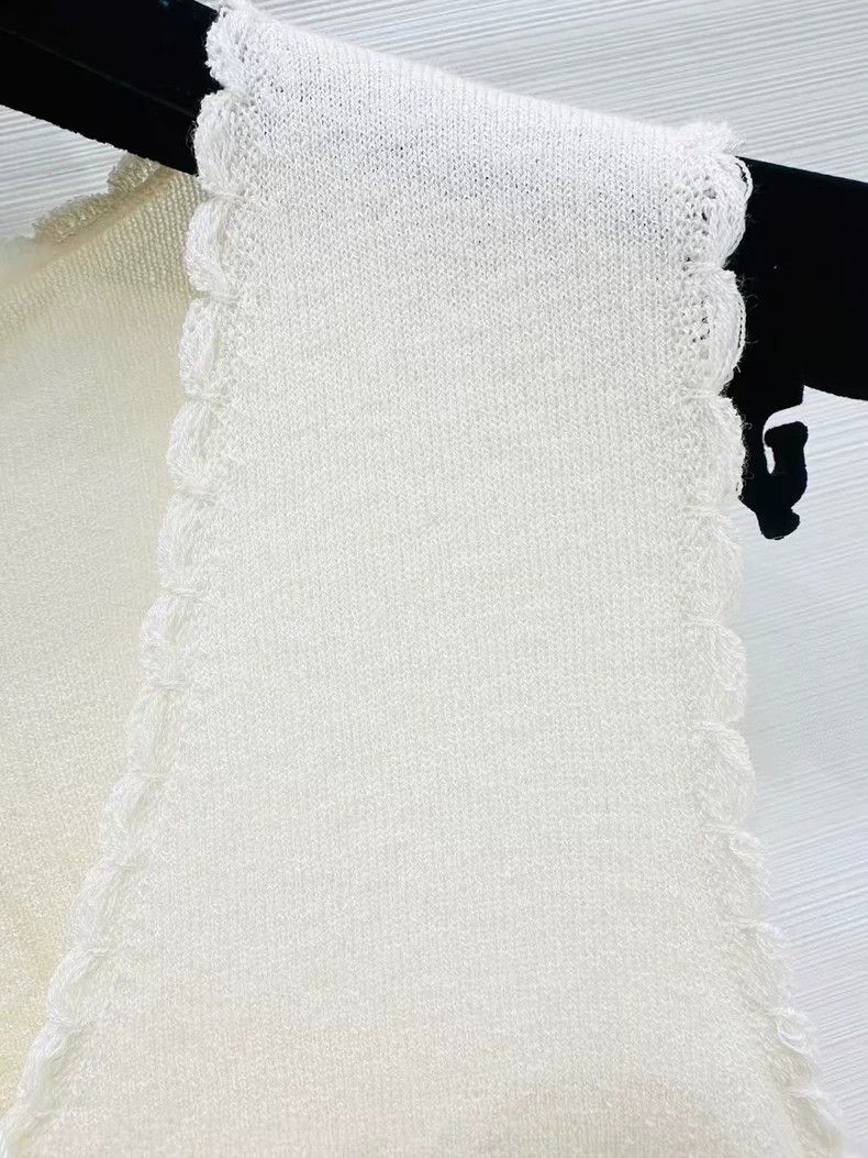 Chanel Chanel 24K autumn and winter wool letter logo embroidered Size XXS / US 00 / IT 34 - 3 Thumbnail