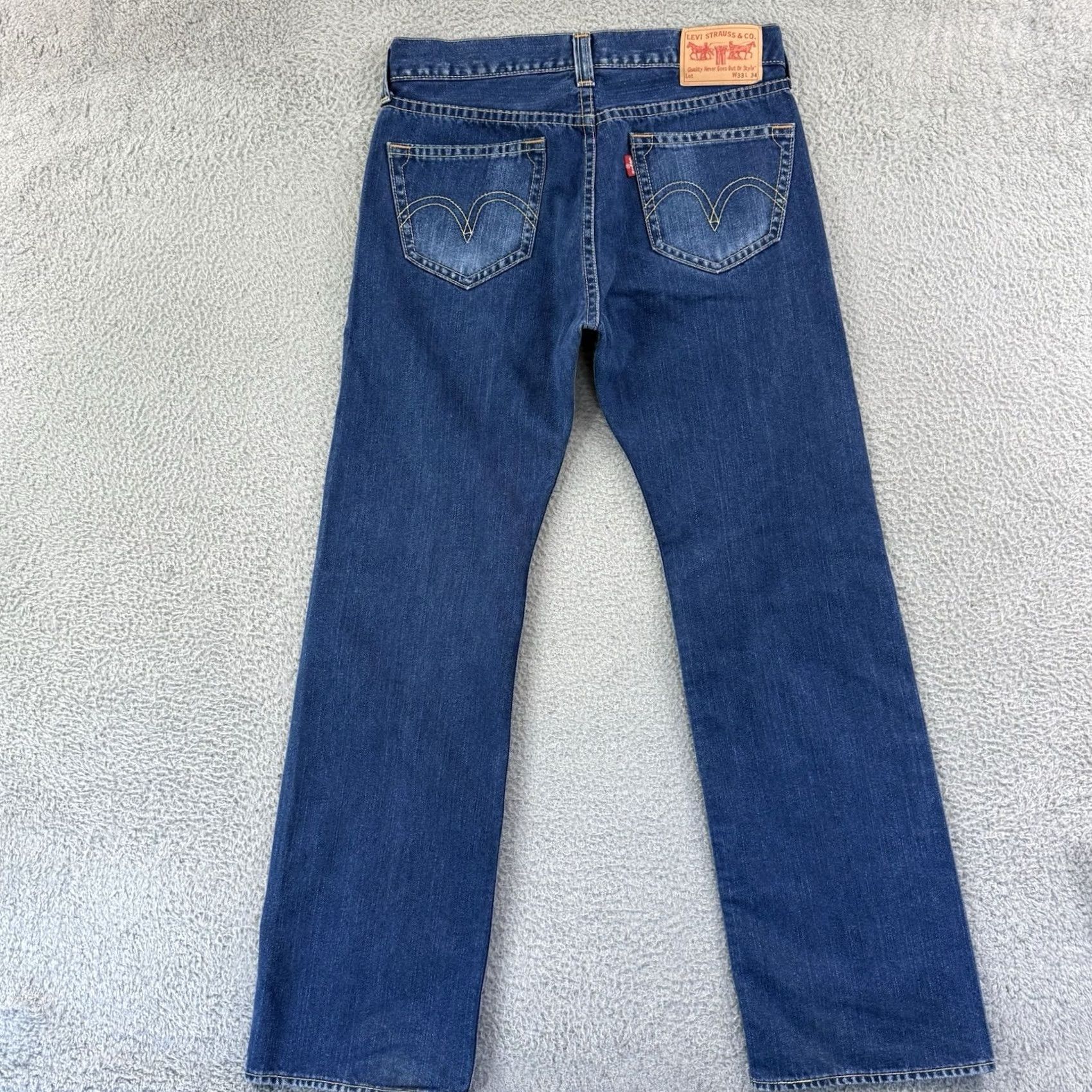 Levi's VINTAGE Levi's Jeans Iconic Straight Denim Button Fly 33x34 Mens Blue 5-Pocket Y2K Regular Pants Size US 33 - 6 Thumbnail