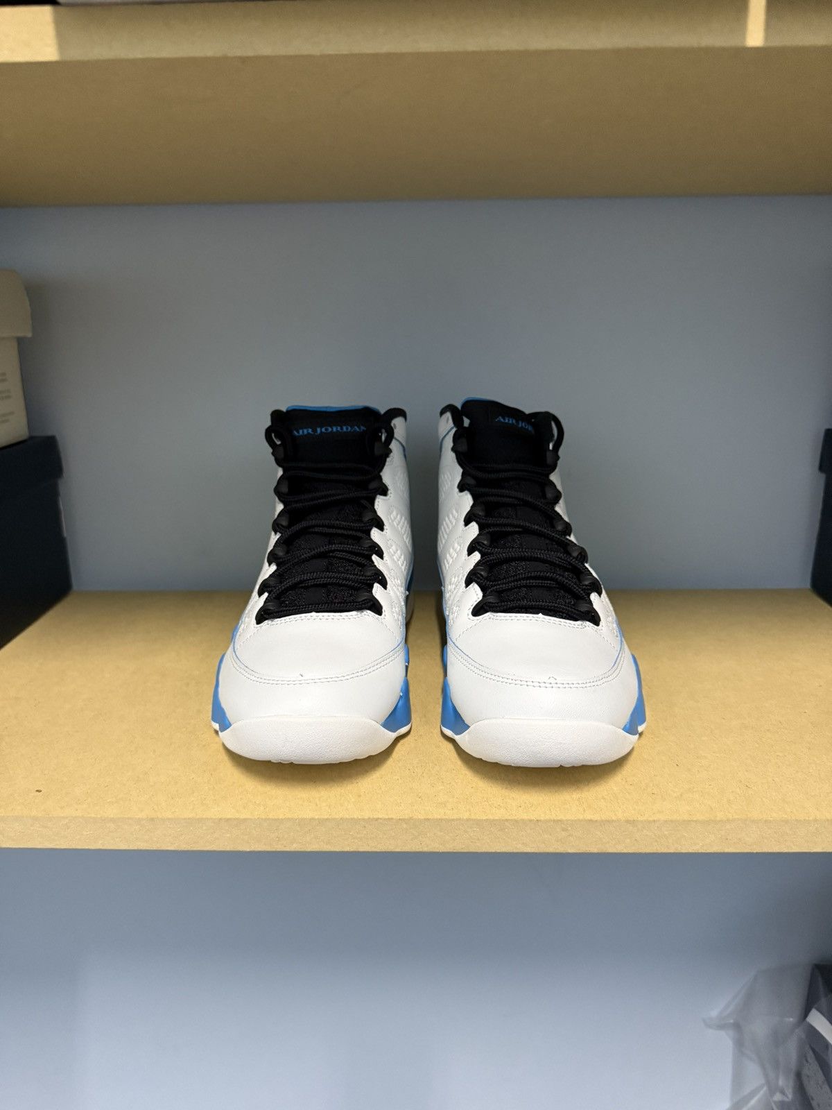 Jordan Brand Air Jordan 9 Powder Blue Size 7.5 Brand New Size US 7.5 / EU 40-41 - 2 Thumbnail