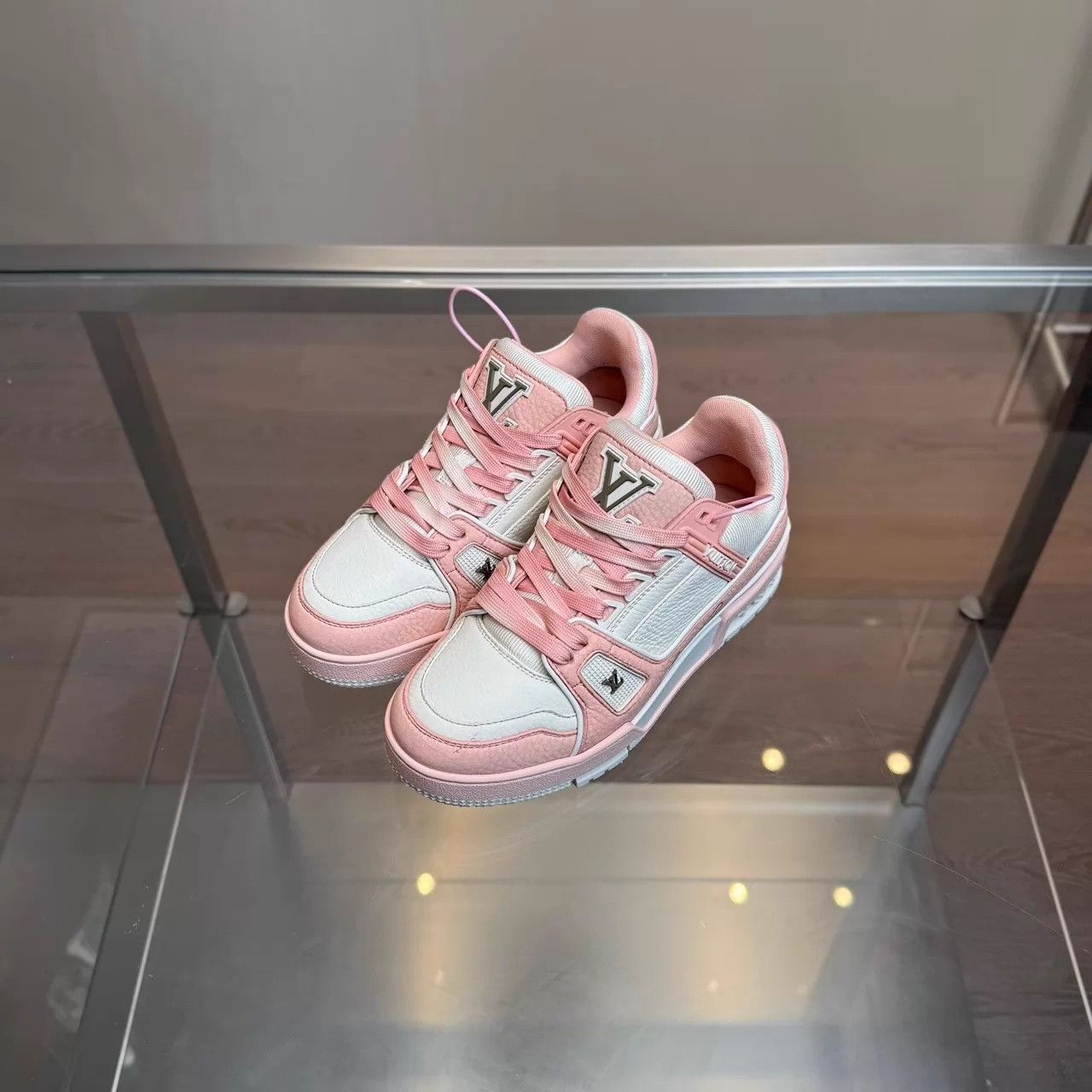 Louis Vuitton LV Trainer White & Pink Litchi 99 UK1.5 (35.5) Size US 5 / IT 35 - 1 Thumbnail