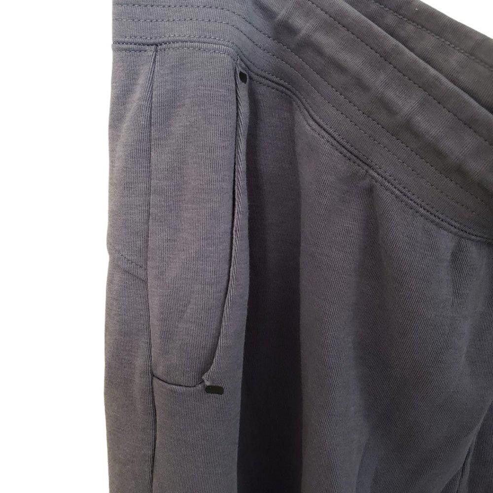 Nike CT431a Nike Ladies Gray Sweat Pant with pockets 1X Size 40" / US 18 - 3 Thumbnail
