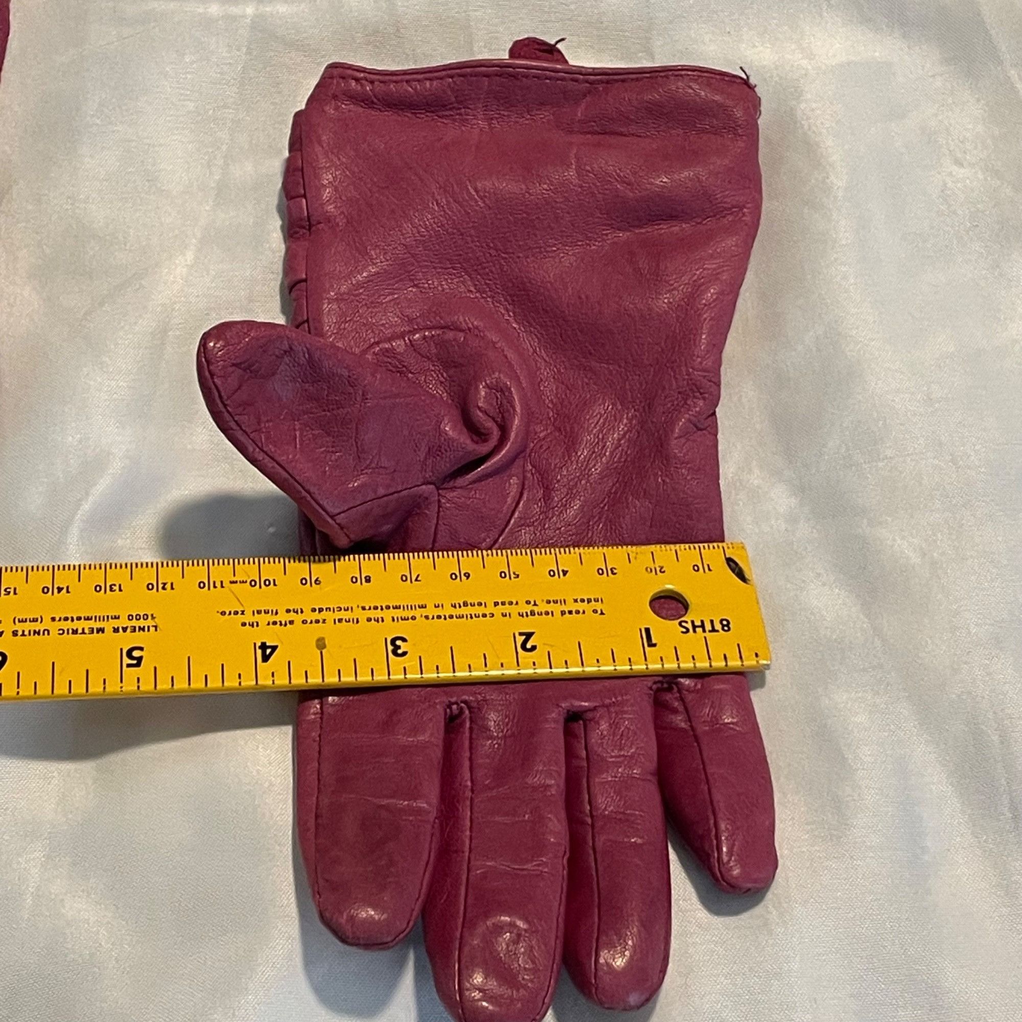 Other Marissa Madison Pink Genuine Leather women’s small gloves Size ONE SIZE - 7 Thumbnail