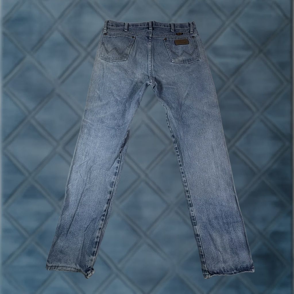 Wrangler Wrangler Jeans 36x34 13MWZ Light Wash Blue Denim 5-Pocket Regular Fit Cowboy Straight Mens Size US 36 / EU 52 - 1 Thumbnail